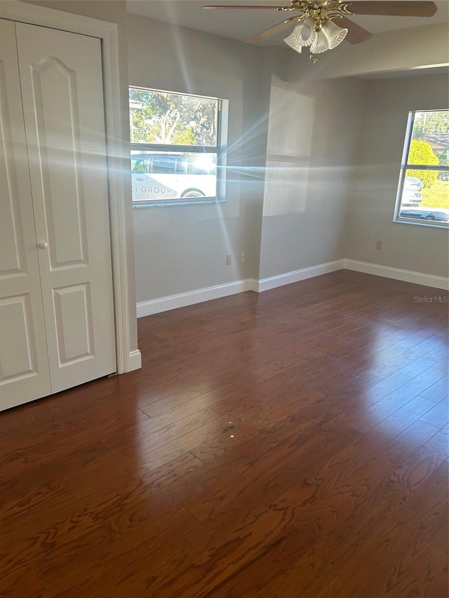 Image 15 of 35 For 5276 101st Avenue N