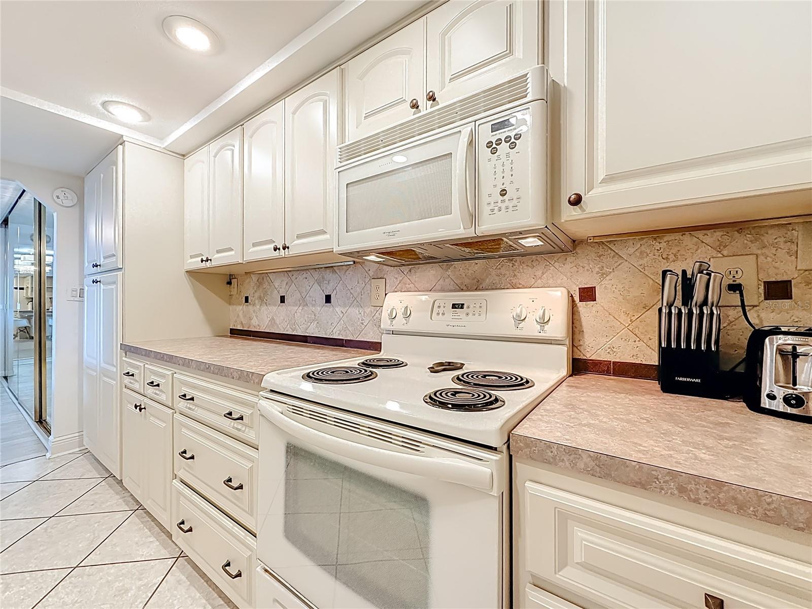 Image 28 of 66 For 400 64th Avenue 1204