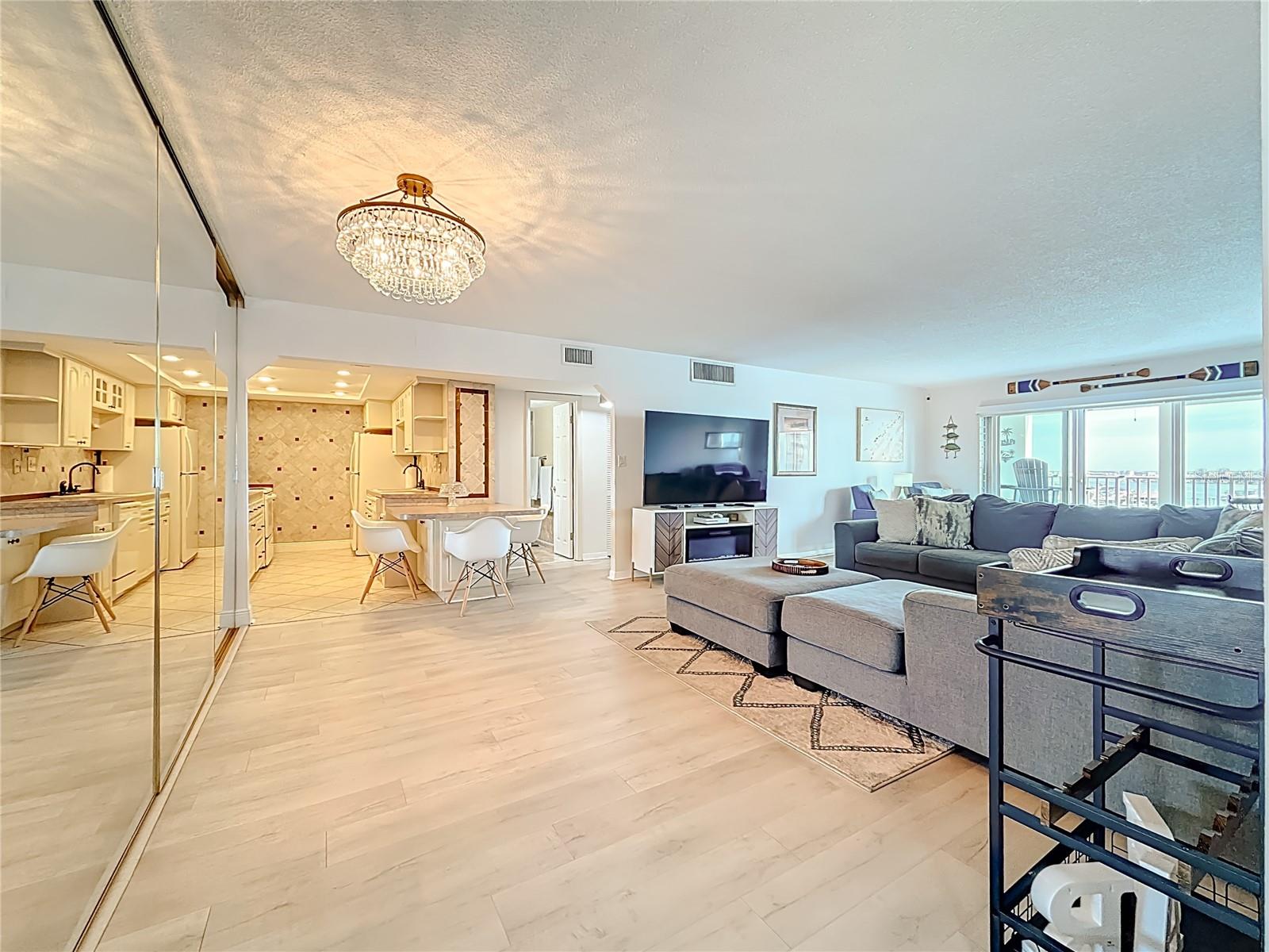 Image 6 of 66 For 400 64th Avenue 1204