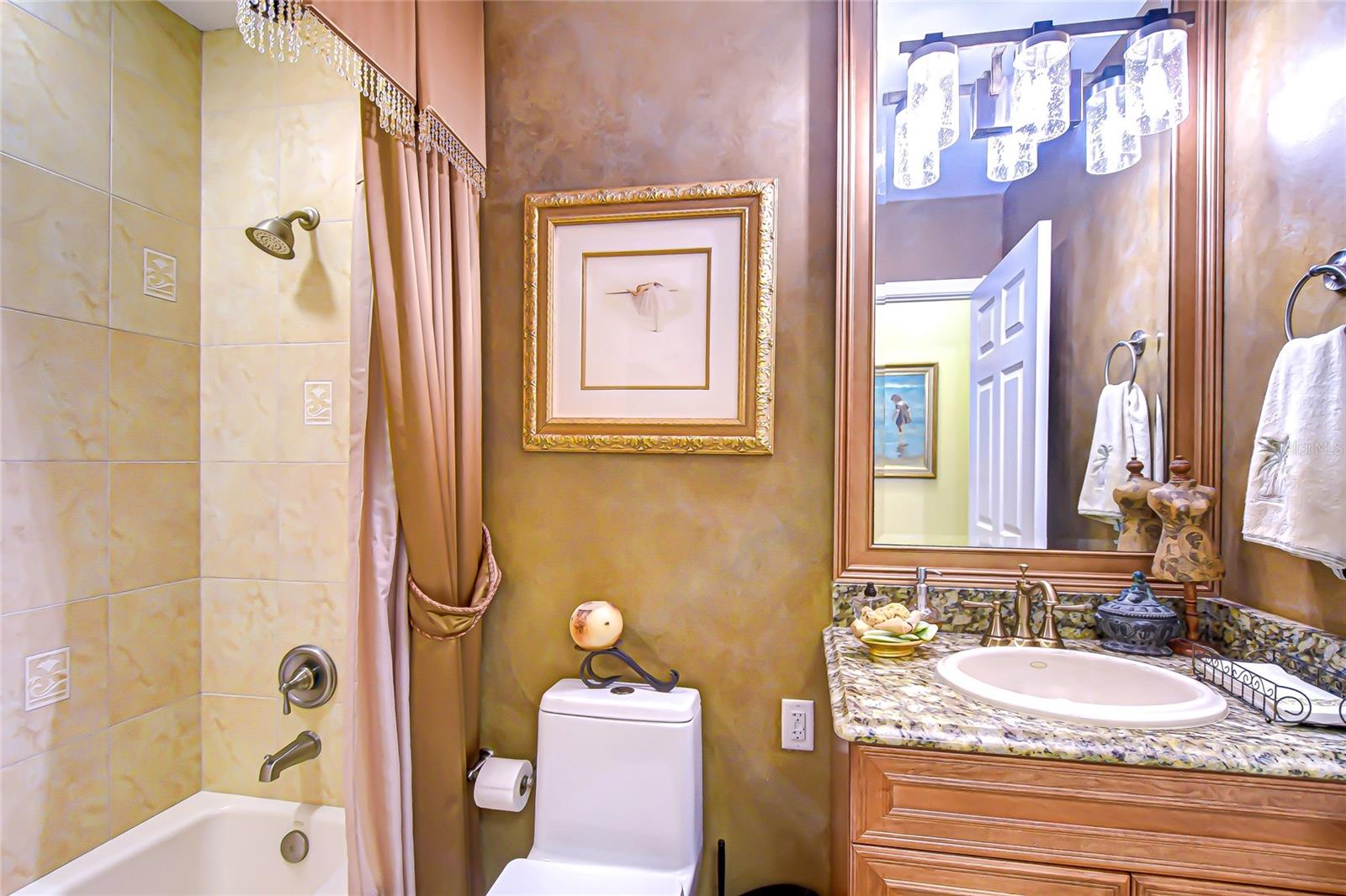 Image 33 of 39 For 5301 Gulf Boulevard A610