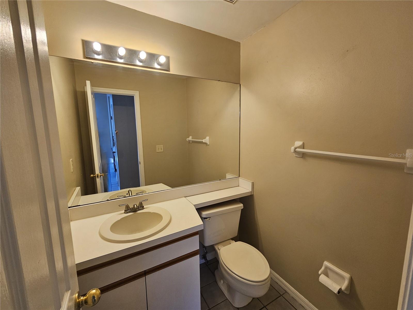 Image 11 of 42 For 5124 Sterling Manor Drive