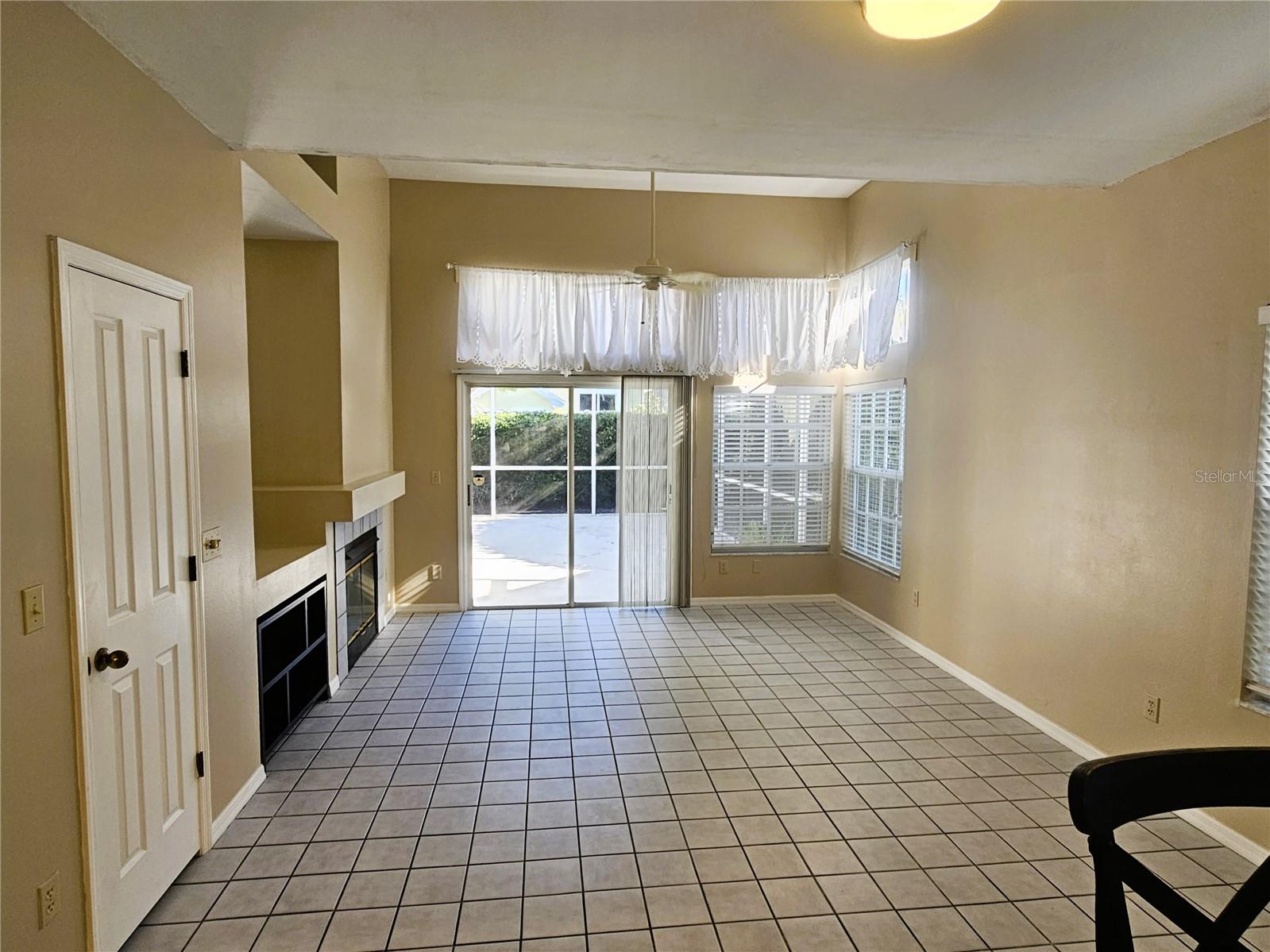 Image 15 of 42 For 5124 Sterling Manor Drive