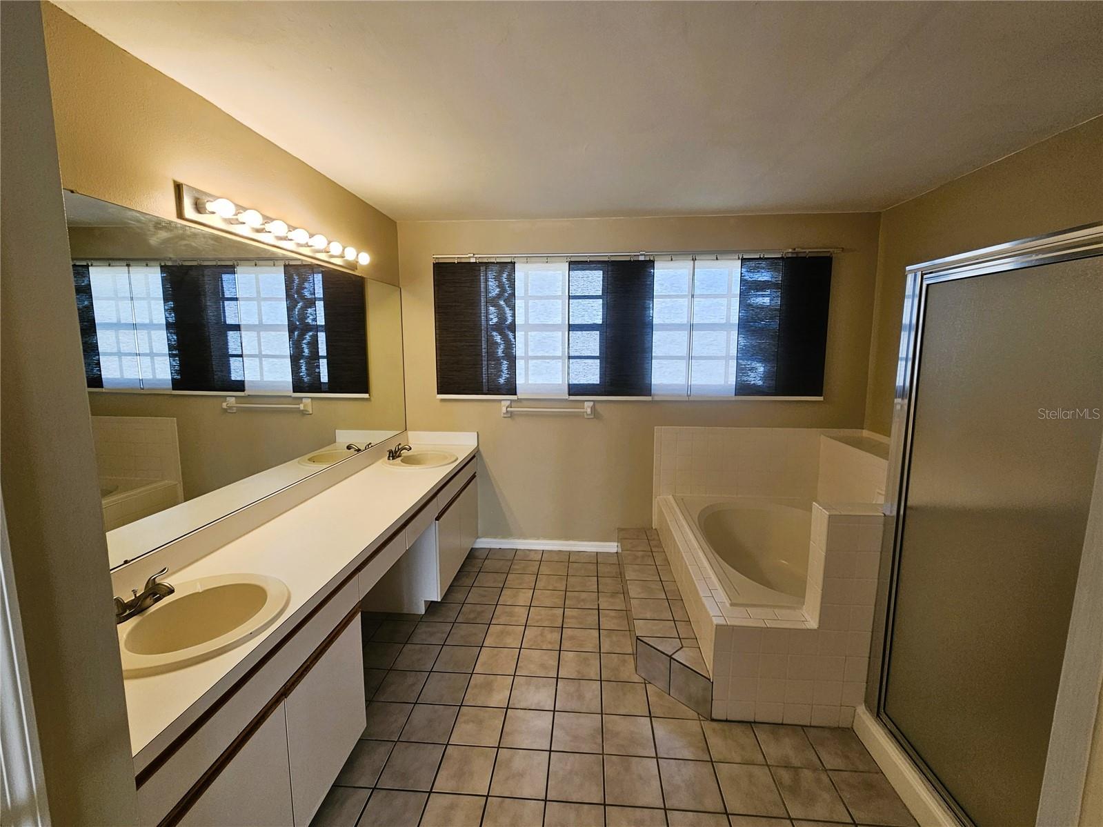 Image 27 of 42 For 5124 Sterling Manor Drive