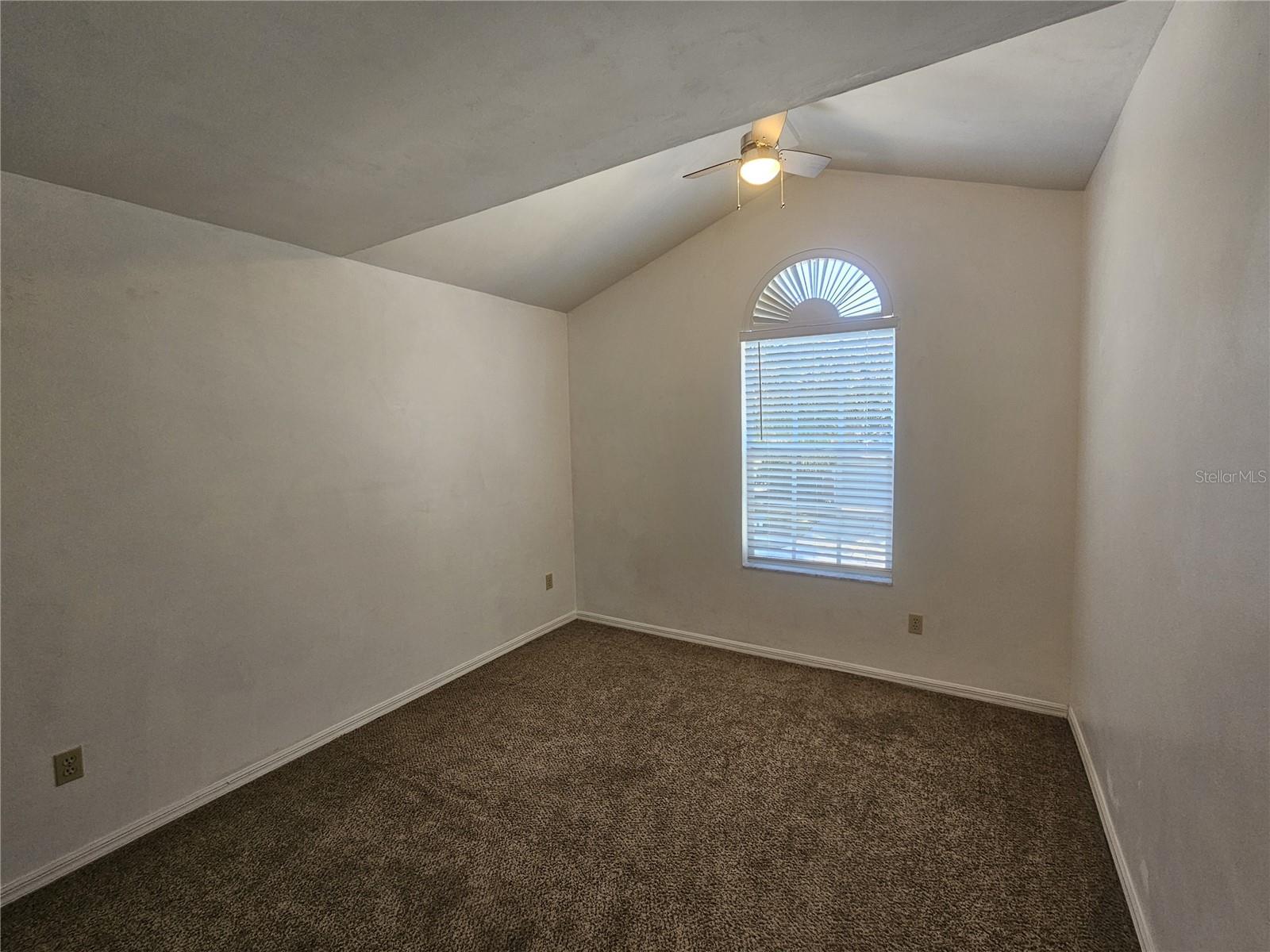 Image 33 of 42 For 5124 Sterling Manor Drive