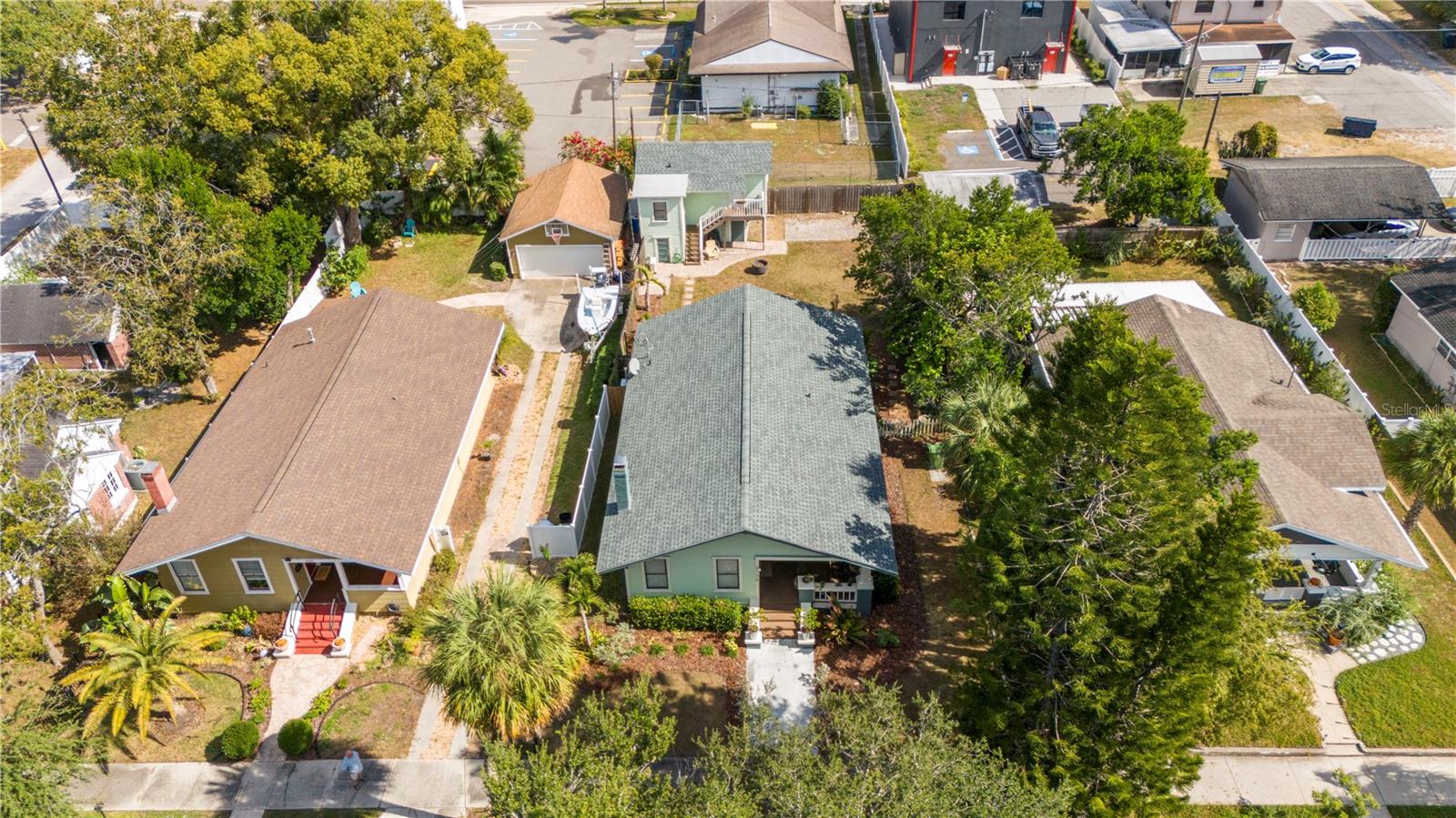 Listing photo id 0 for 5705 Miami Avenue