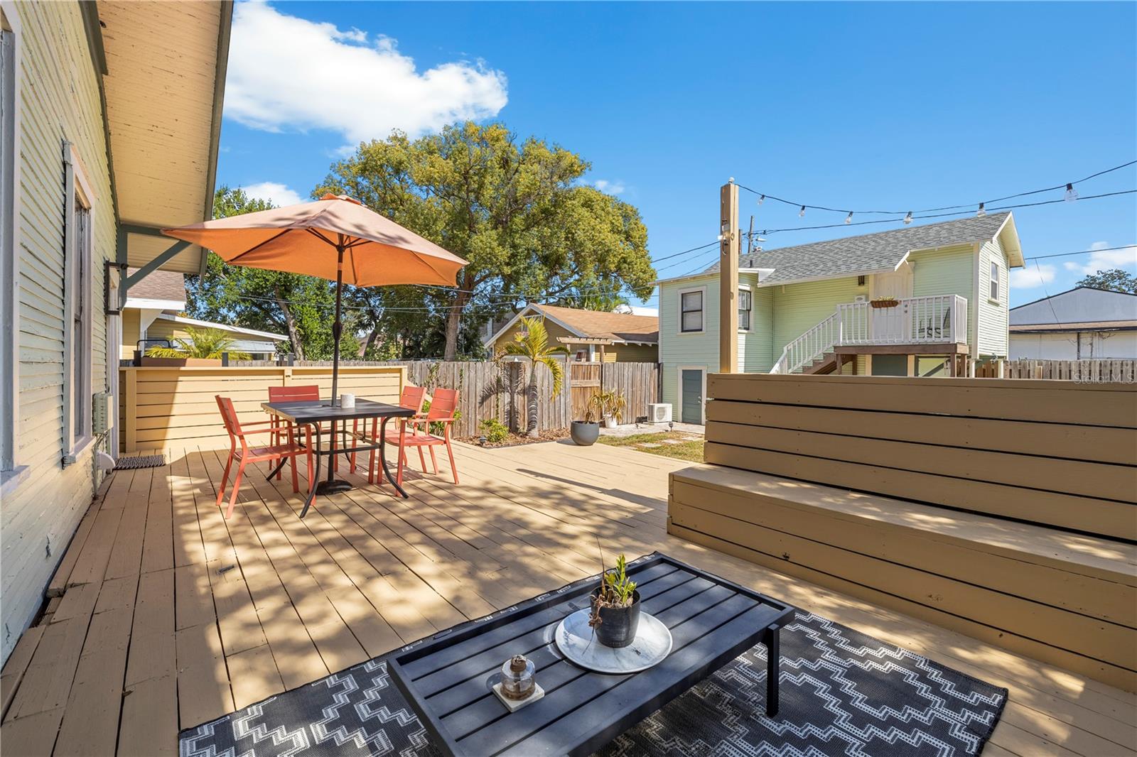 Listing photo id 35 for 5705 Miami Avenue