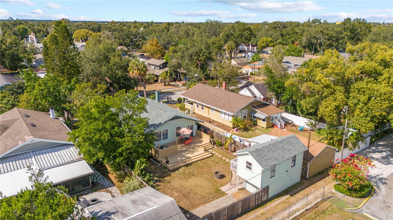 Listing photo id 55 for 5705 Miami Avenue