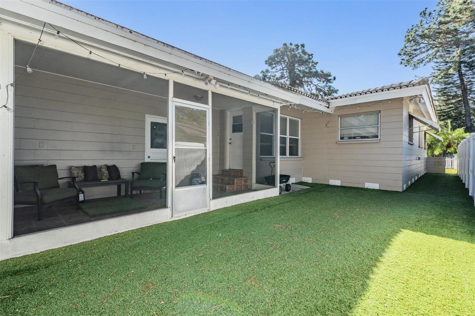 Image 27 of 36 For 5019 1st Avenue N