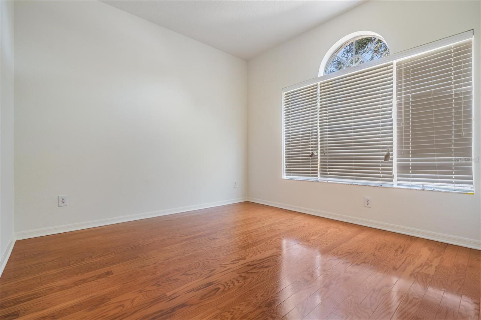 Image 28 of 39 For 9954 Jasmine Brook Circle