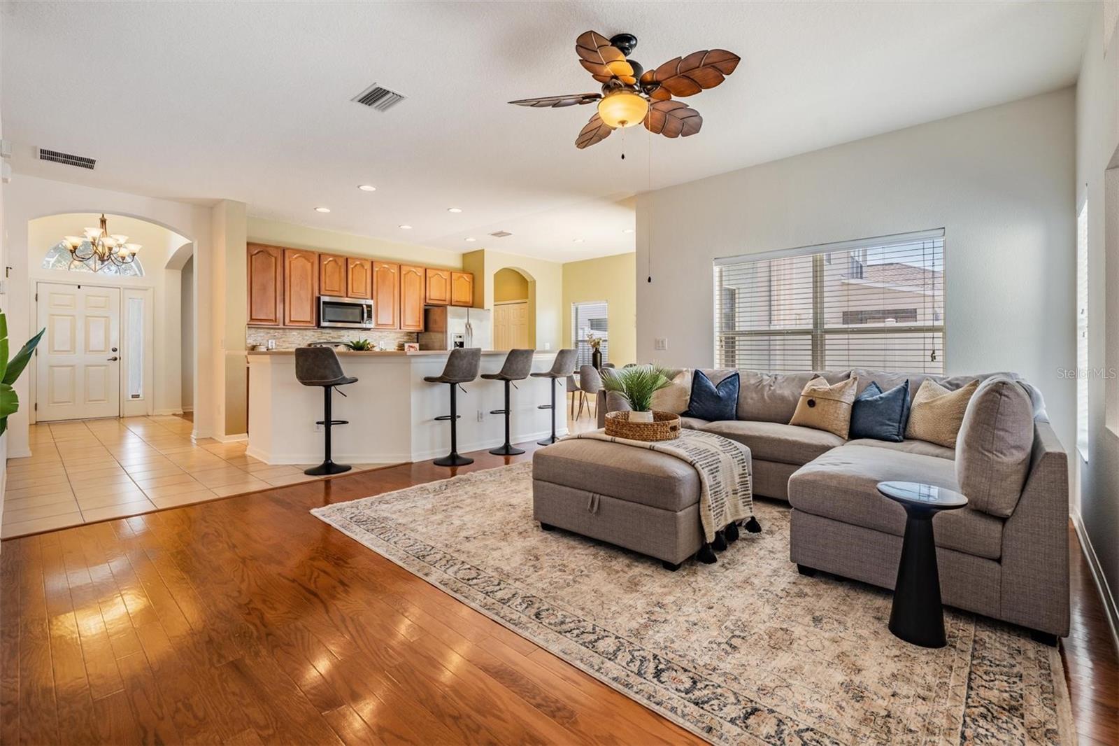 Image 5 of 39 For 9954 Jasmine Brook Circle