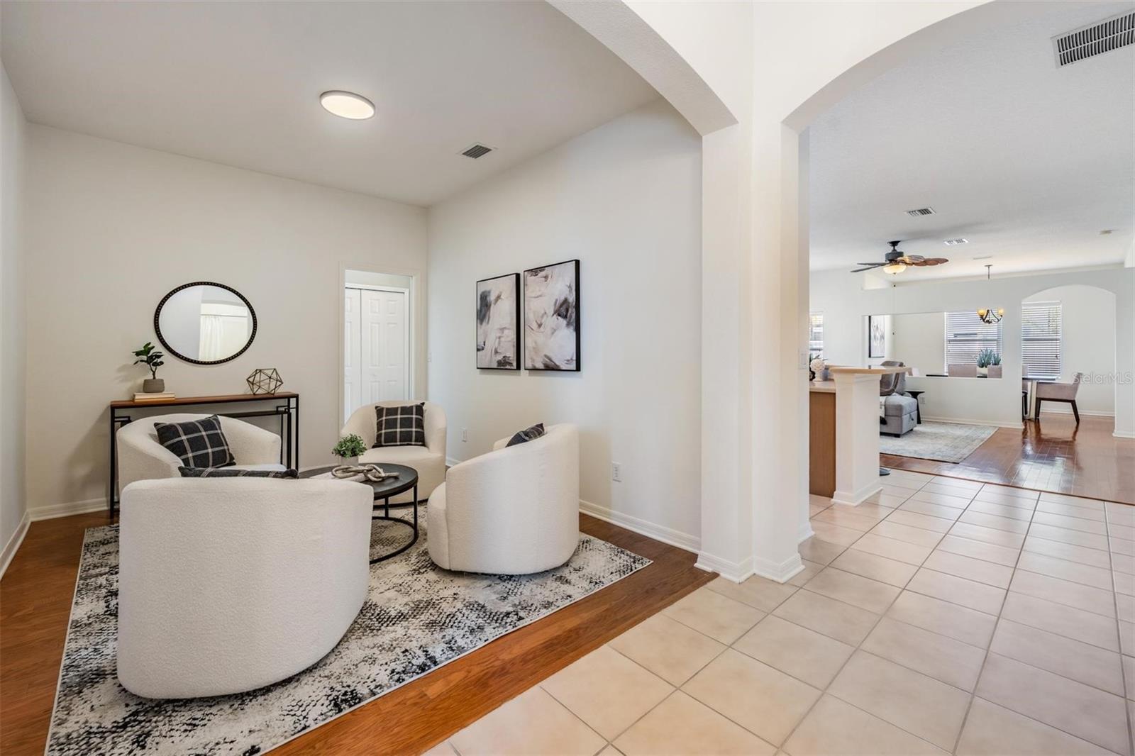 Image 6 of 39 For 9954 Jasmine Brook Circle