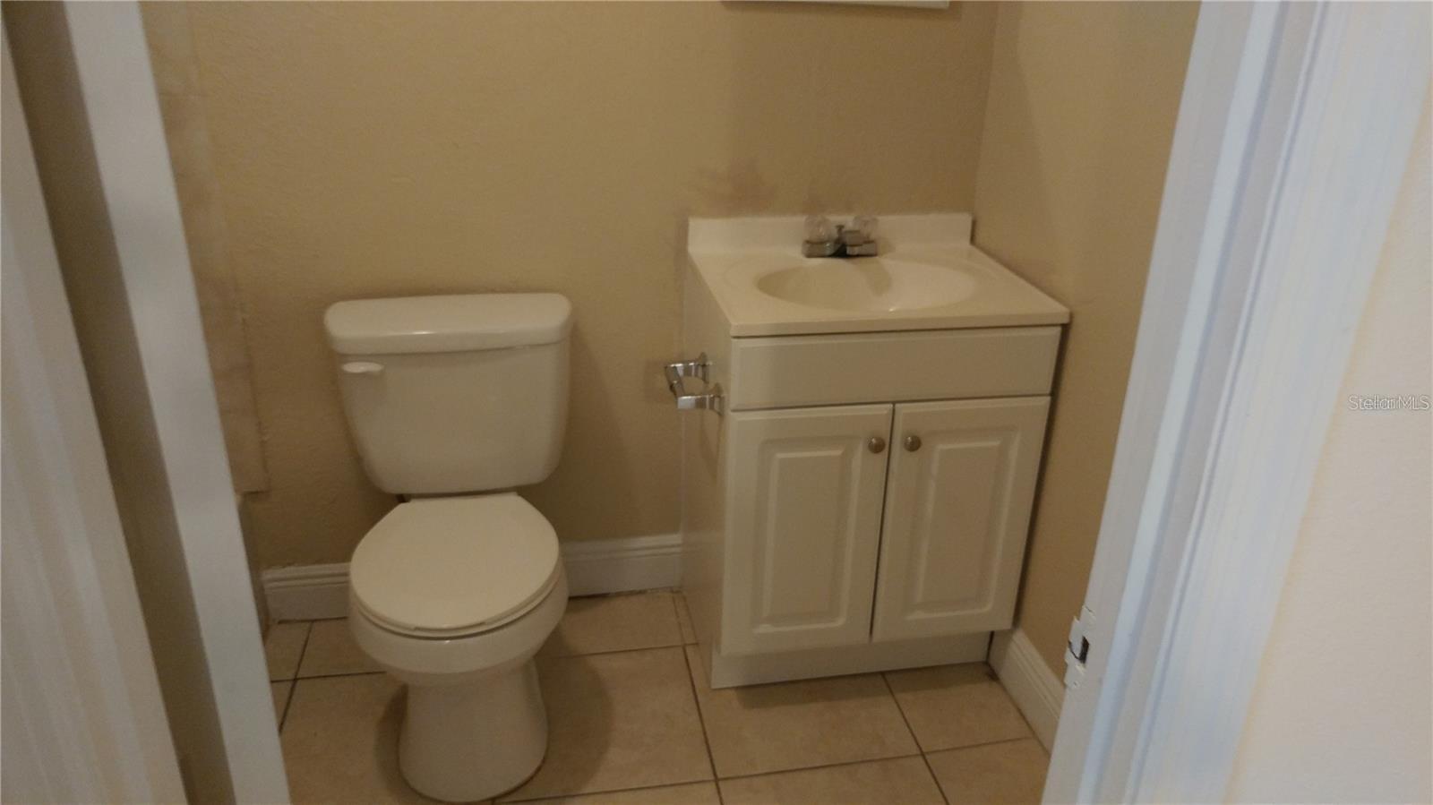 Listing photo id 8 for 1711 Sewaha Street