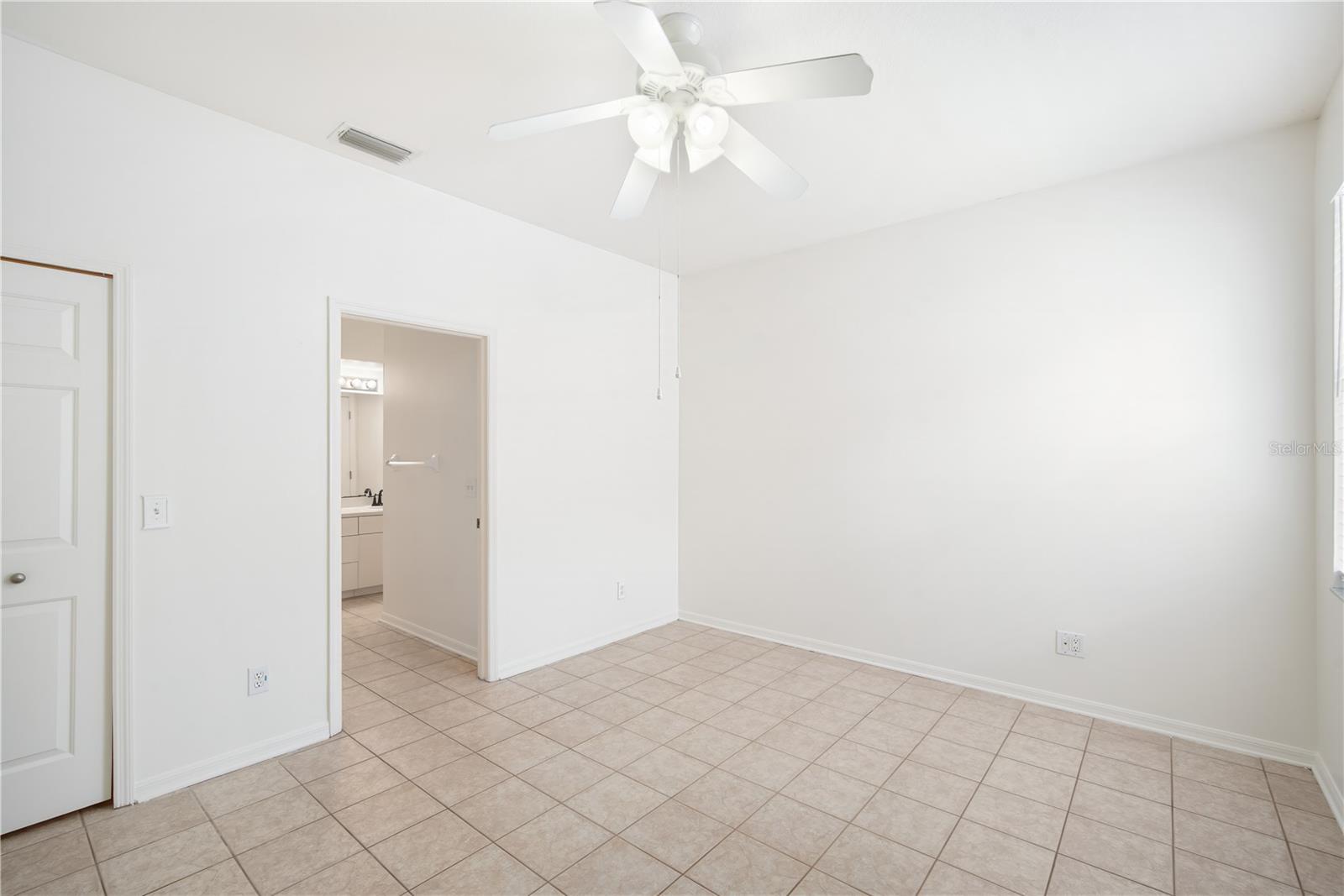 Image 13 of 23 For 615 Schooner Bay Court