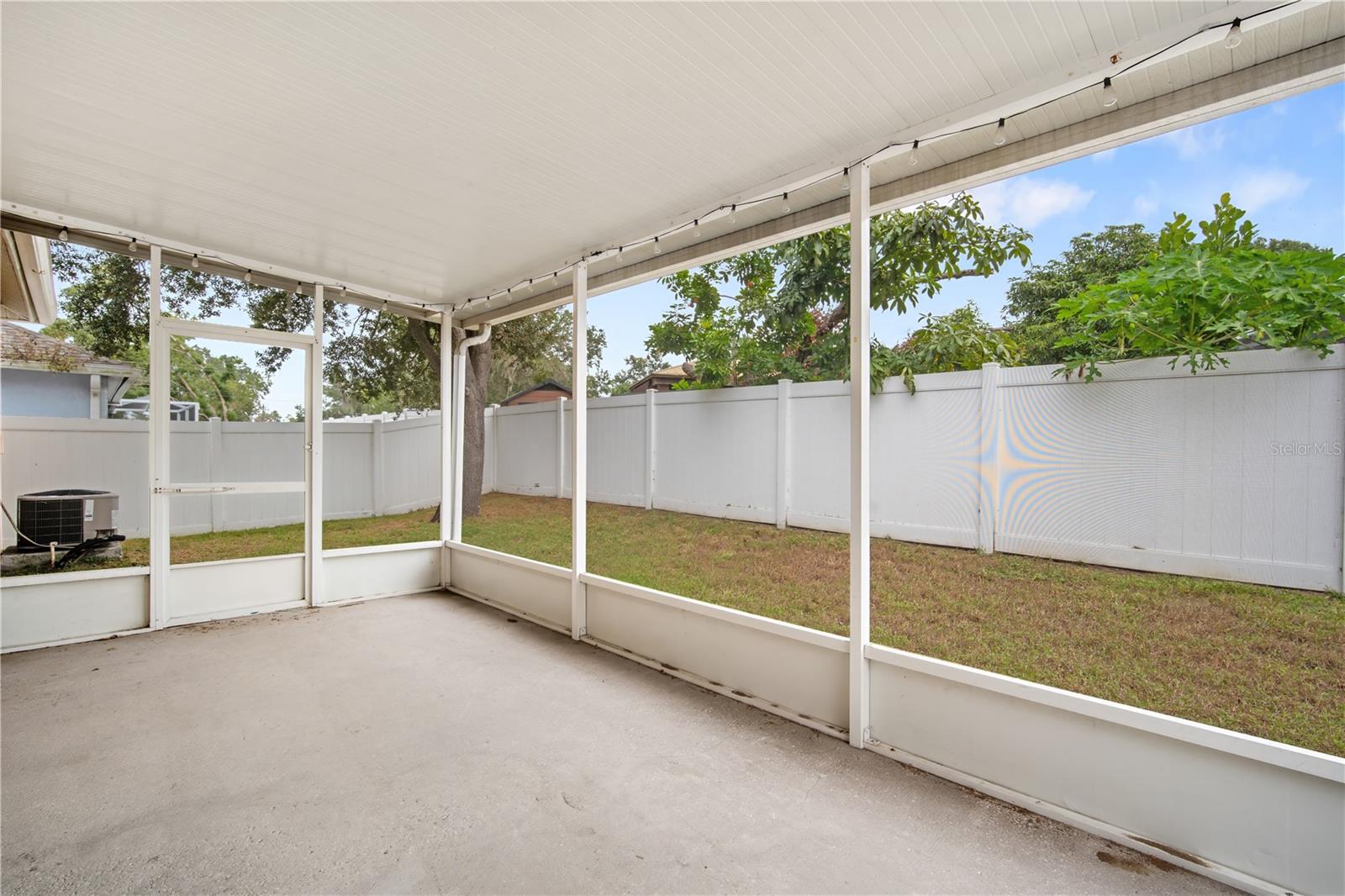 Image 20 of 23 For 615 Schooner Bay Court