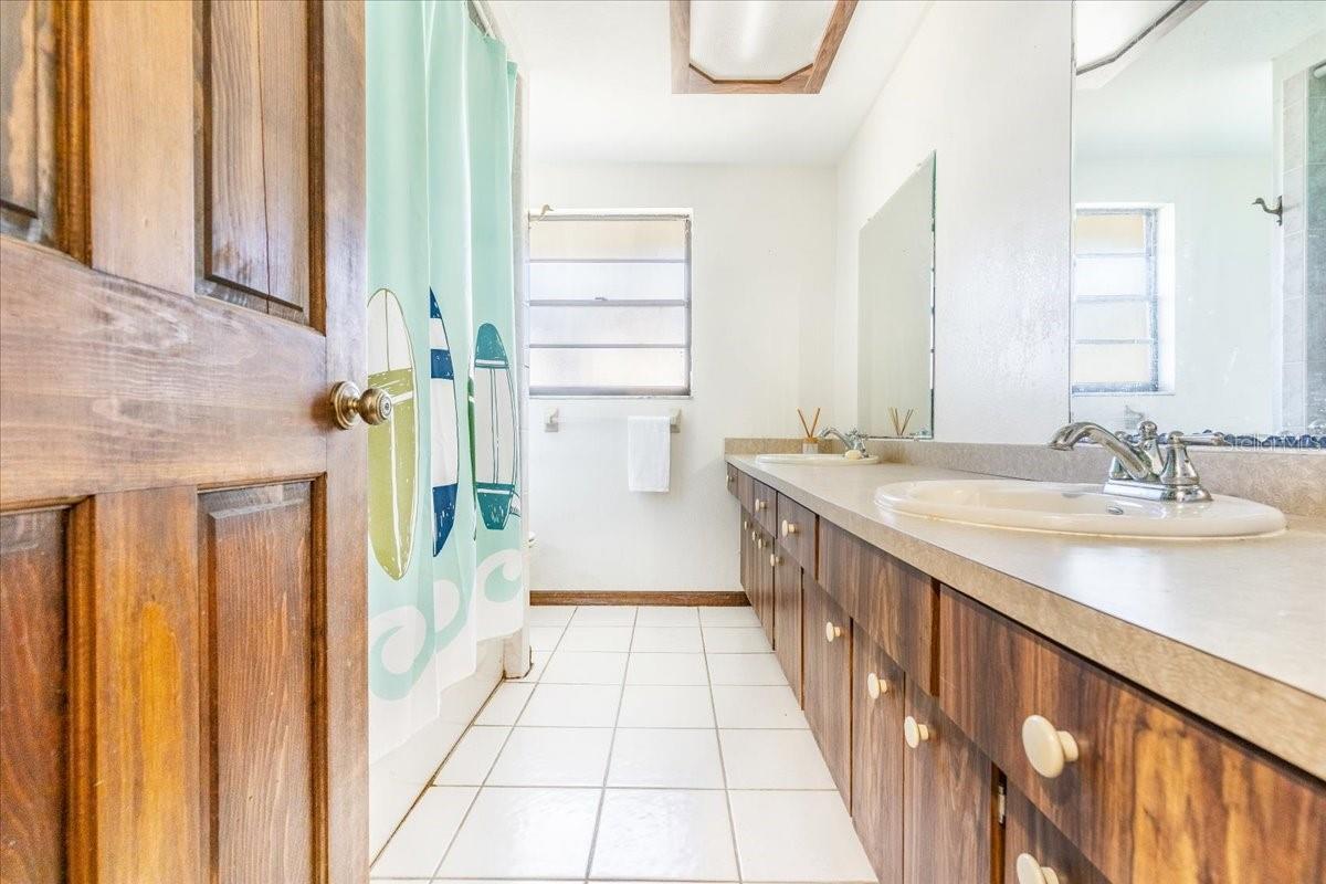 Image 22 of 43 For 12508 Palomino Court