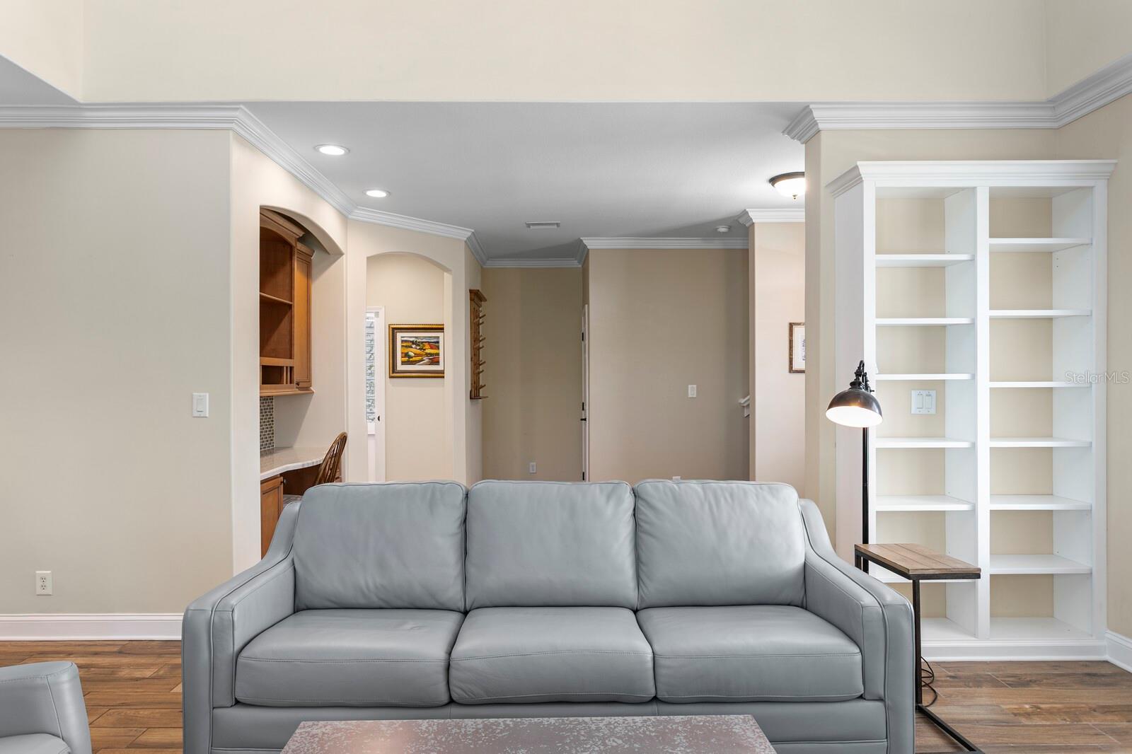 Image 14 of 90 For 117 6th Street