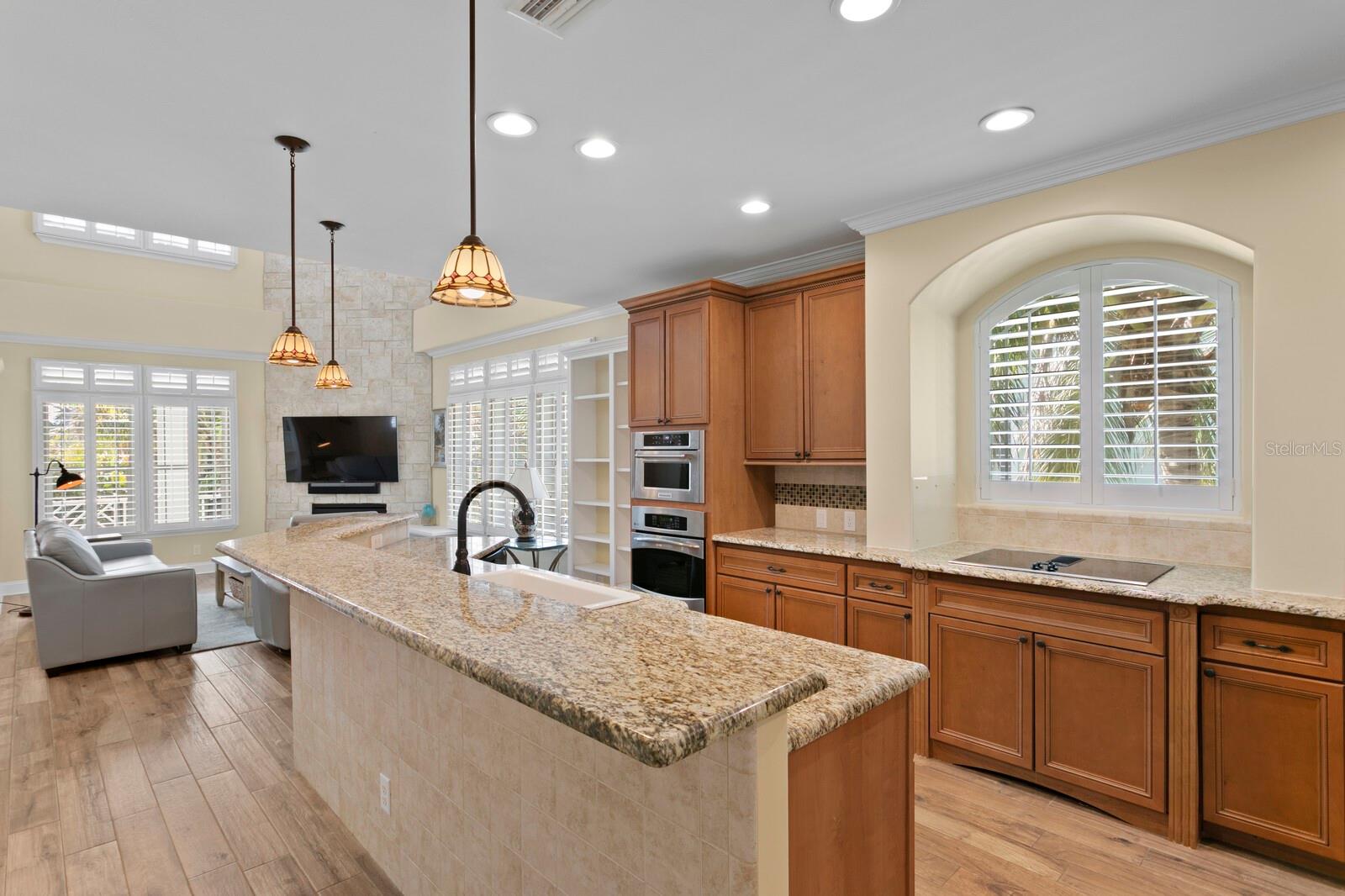 Image 20 of 90 For 117 6th Street