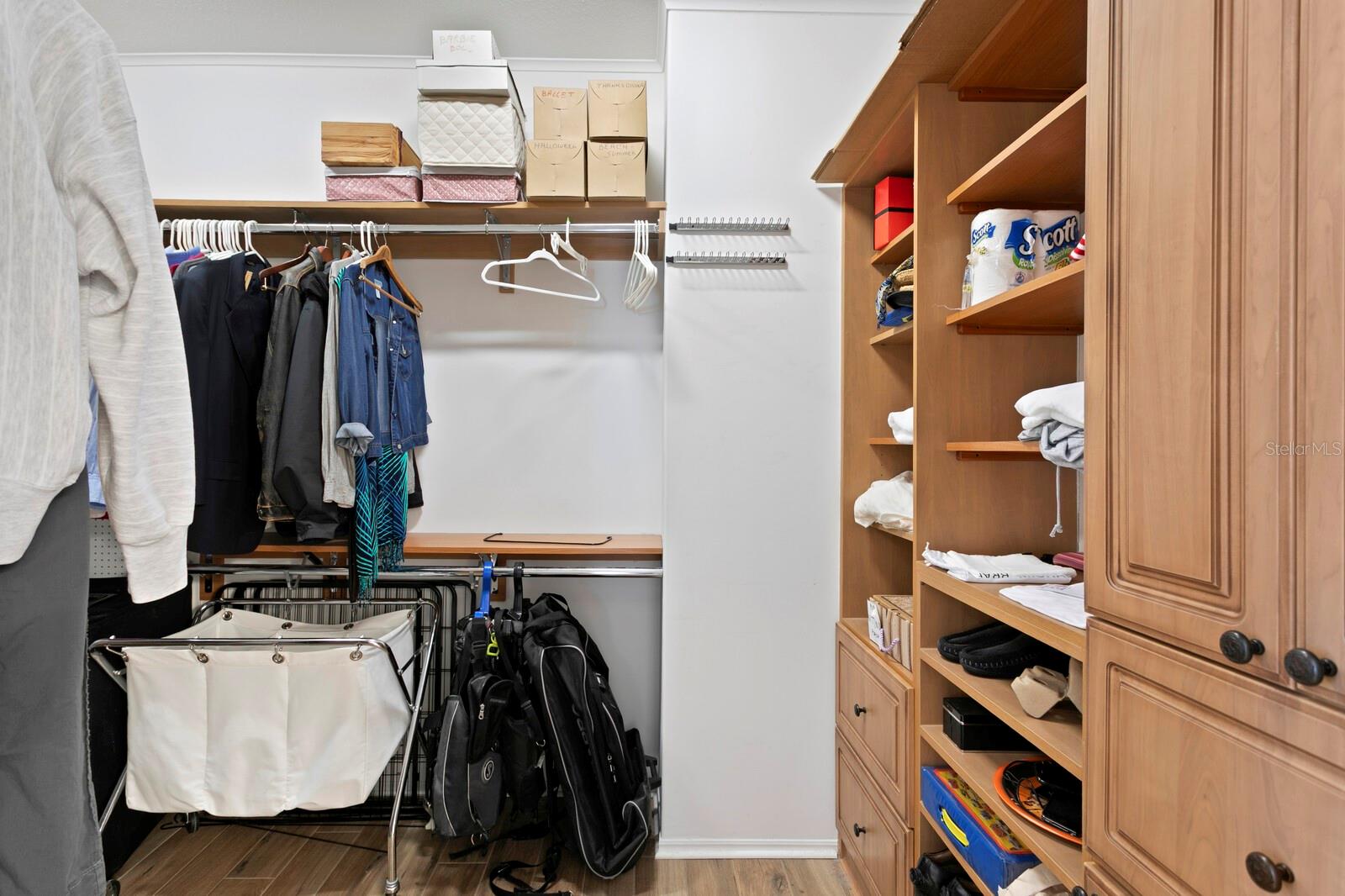 Image 37 of 90 For 117 6th Street