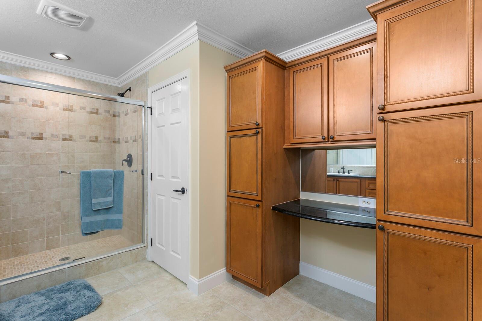 Image 44 of 90 For 117 6th Street