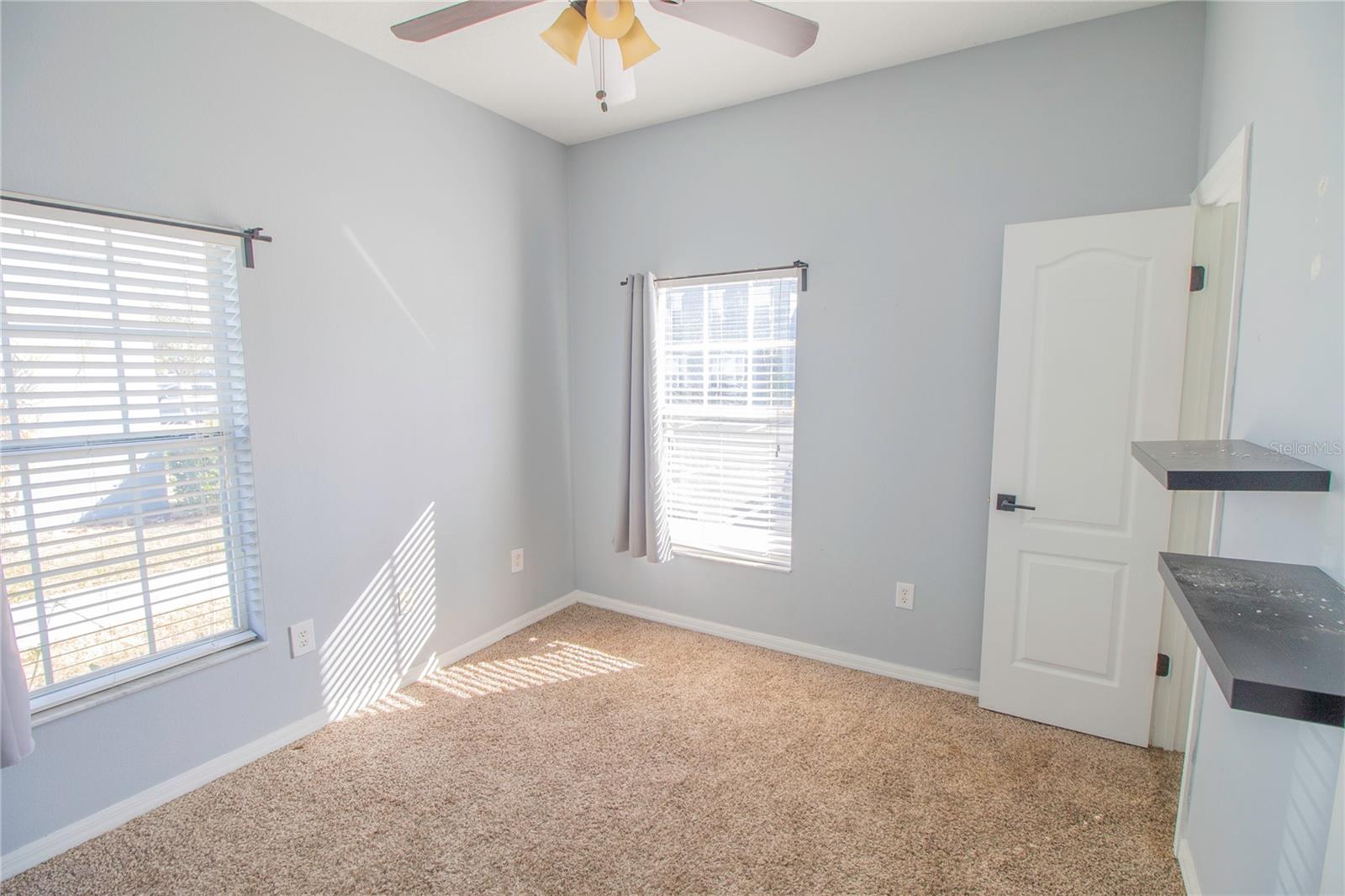 Image 11 of 21 For 12930 Kings Crossing Drive