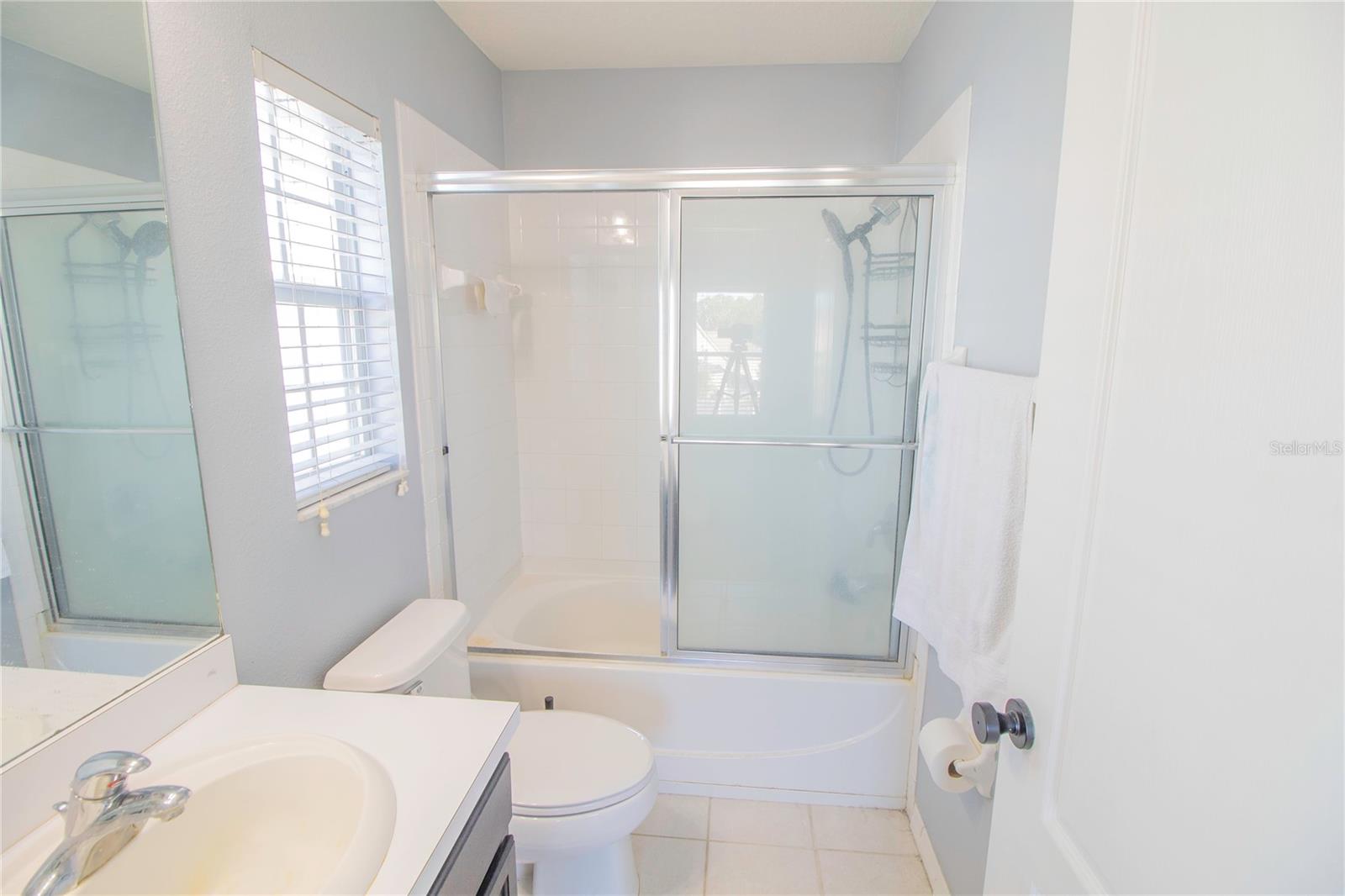 Image 21 of 21 For 12930 Kings Crossing Drive