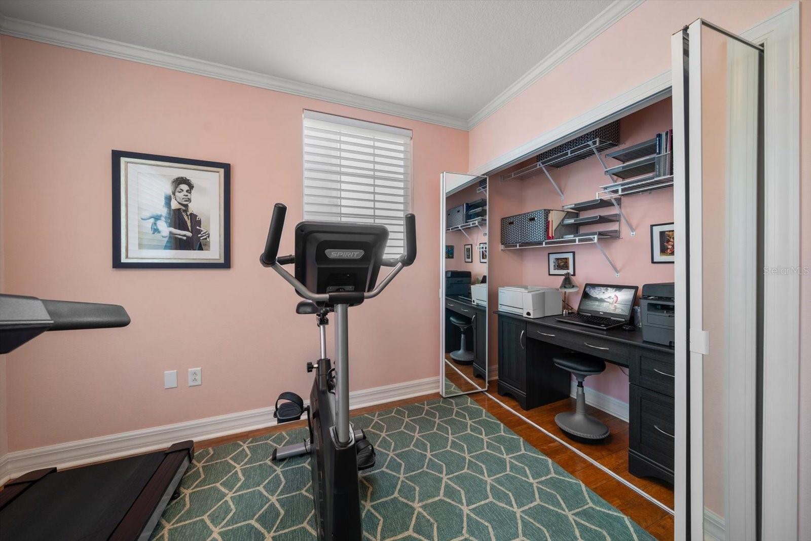 Image 20 of 30 For 200 Skiff Point 301