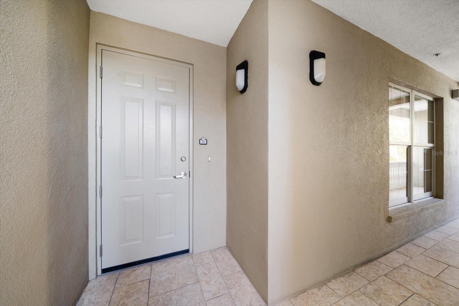 Image 25 of 30 For 200 Skiff Point 301