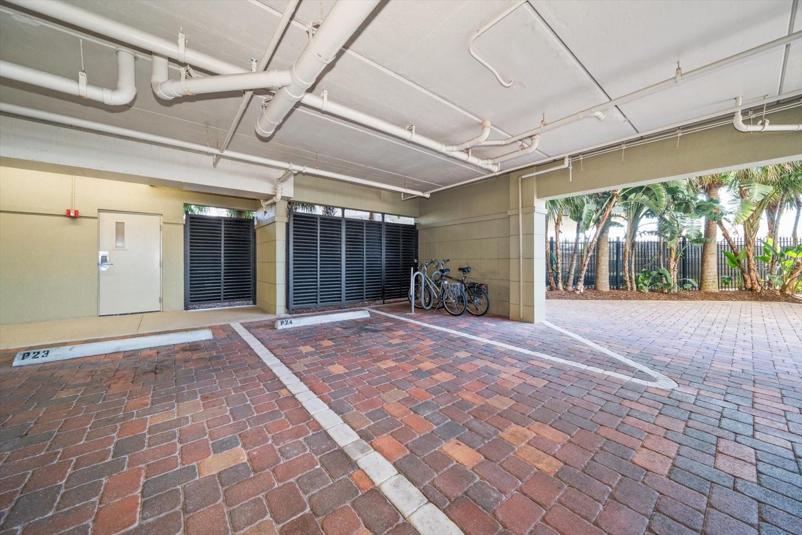 Image 29 of 30 For 200 Skiff Point 301