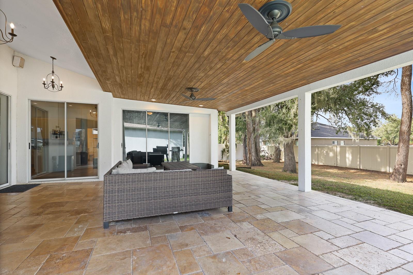 Listing photo id 21 for 228 Taylor Bay Lane