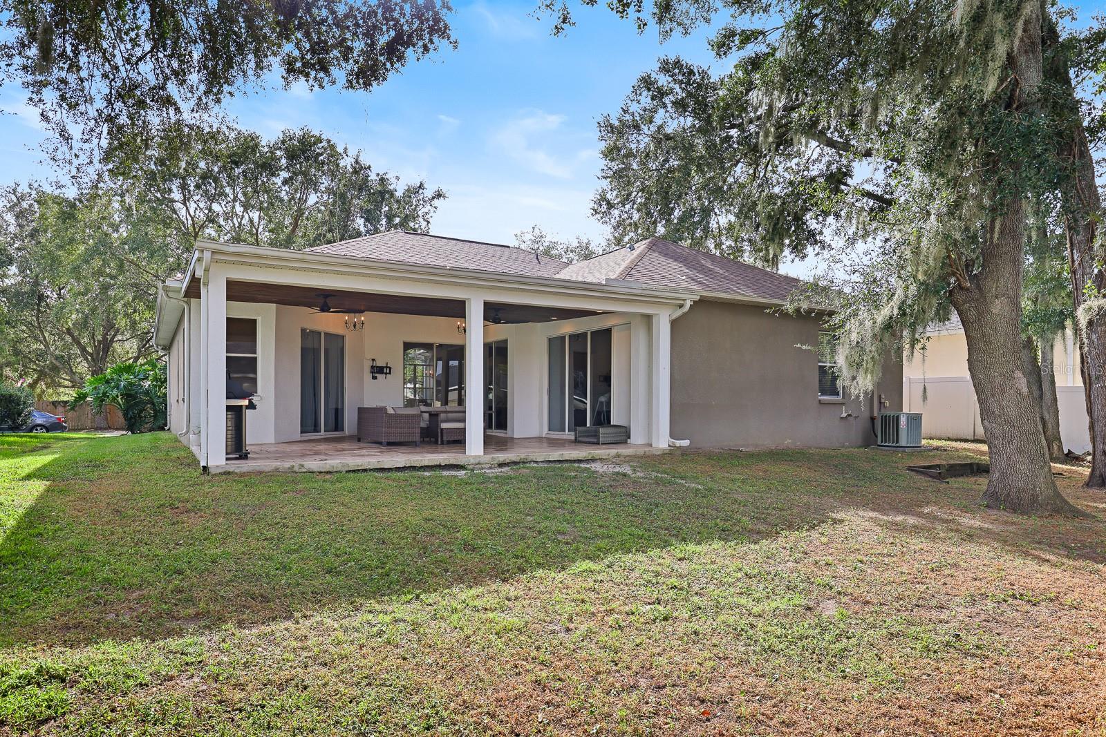 Listing photo id 23 for 228 Taylor Bay Lane
