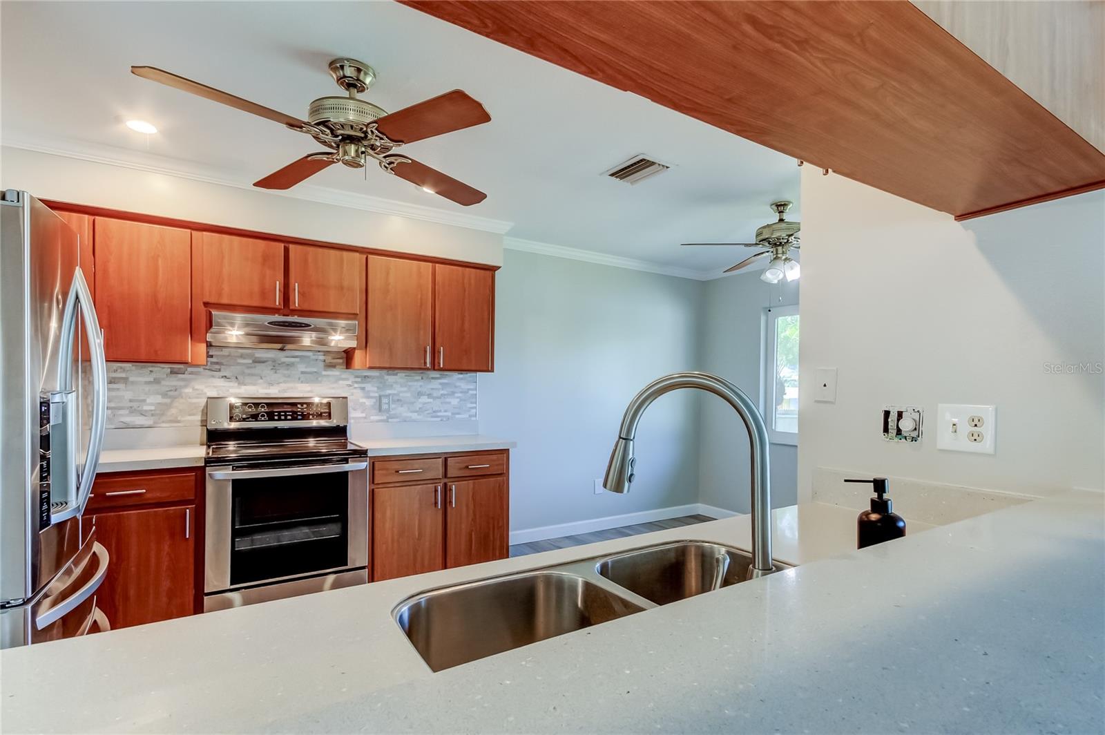 Image 10 of 52 For 5005 Pennsbury Drive