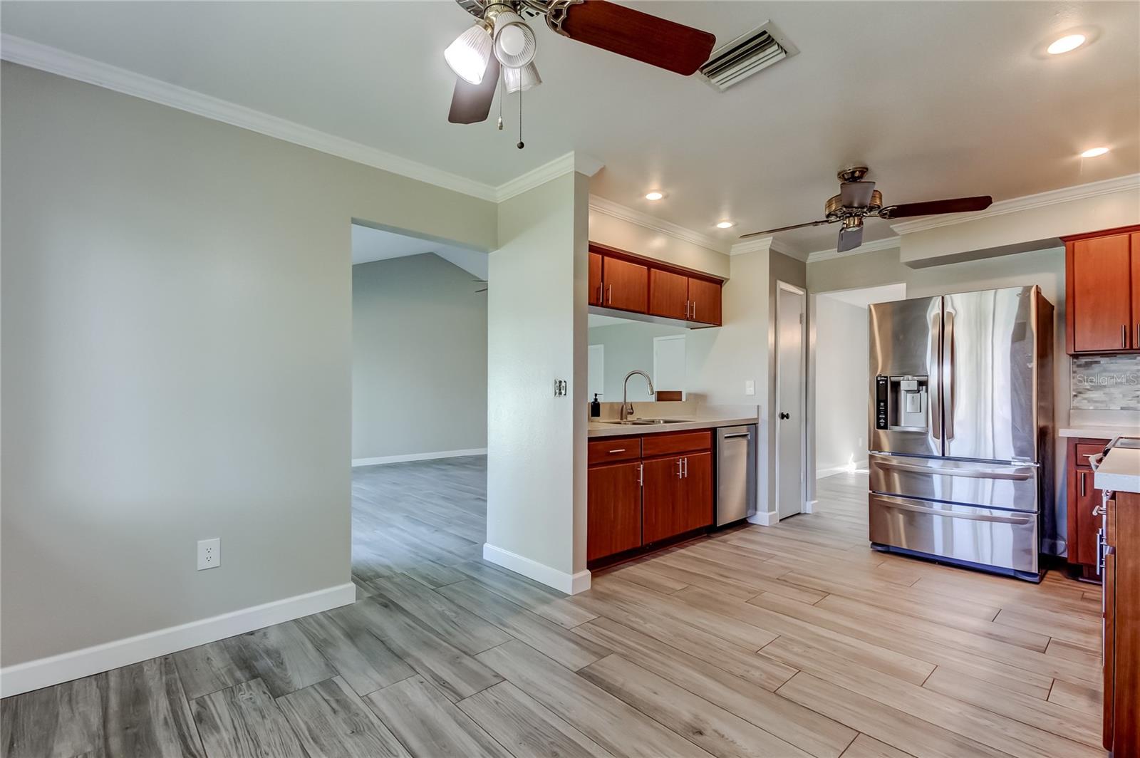 Image 18 of 52 For 5005 Pennsbury Drive