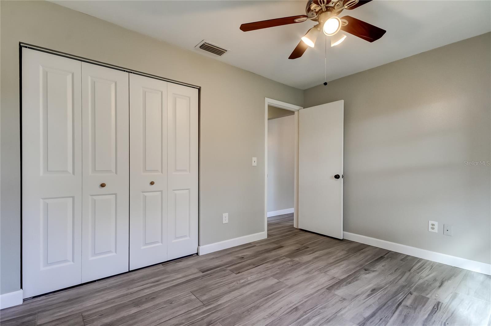 Image 39 of 52 For 5005 Pennsbury Drive