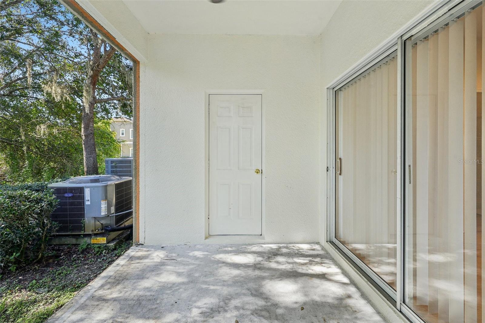 Image 16 of 60 For 31234 Claridge Place