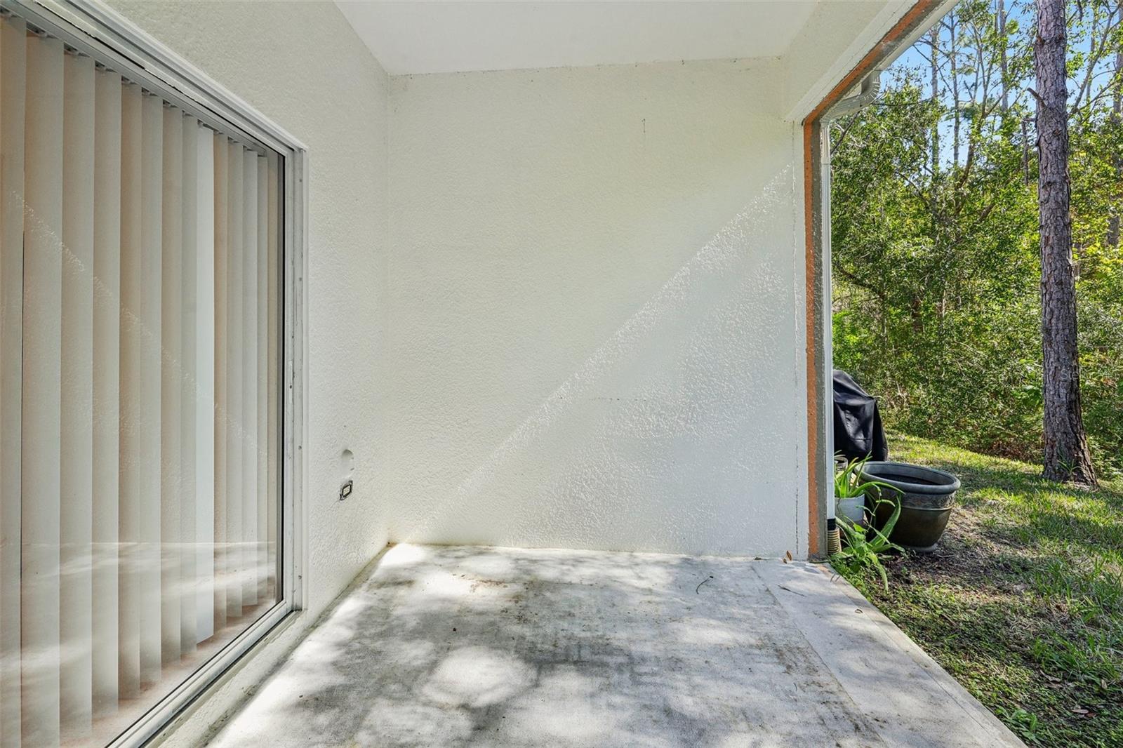 Image 17 of 60 For 31234 Claridge Place