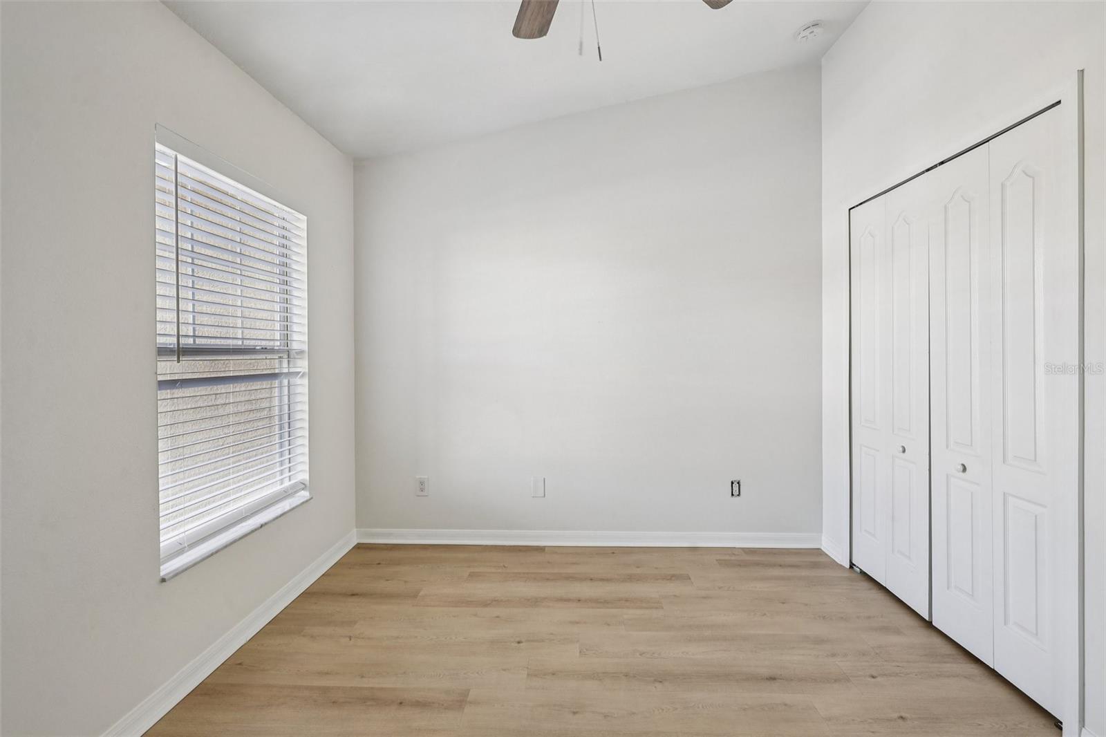 Image 27 of 60 For 31234 Claridge Place