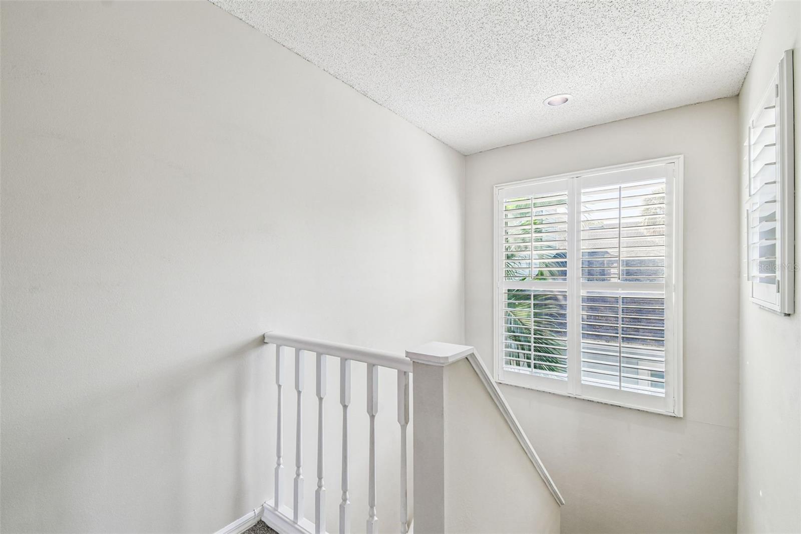 Image 18 of 38 For 3710 Tacon Street