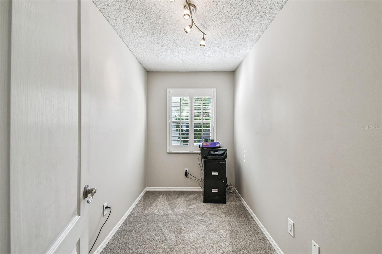 Image 27 of 38 For 3710 Tacon Street