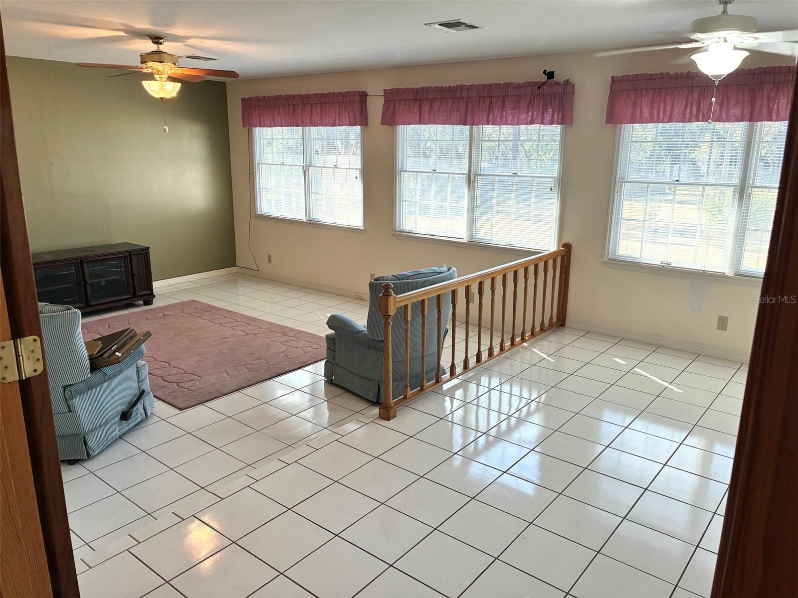 Image 4 of 19 For 13445 10th Street