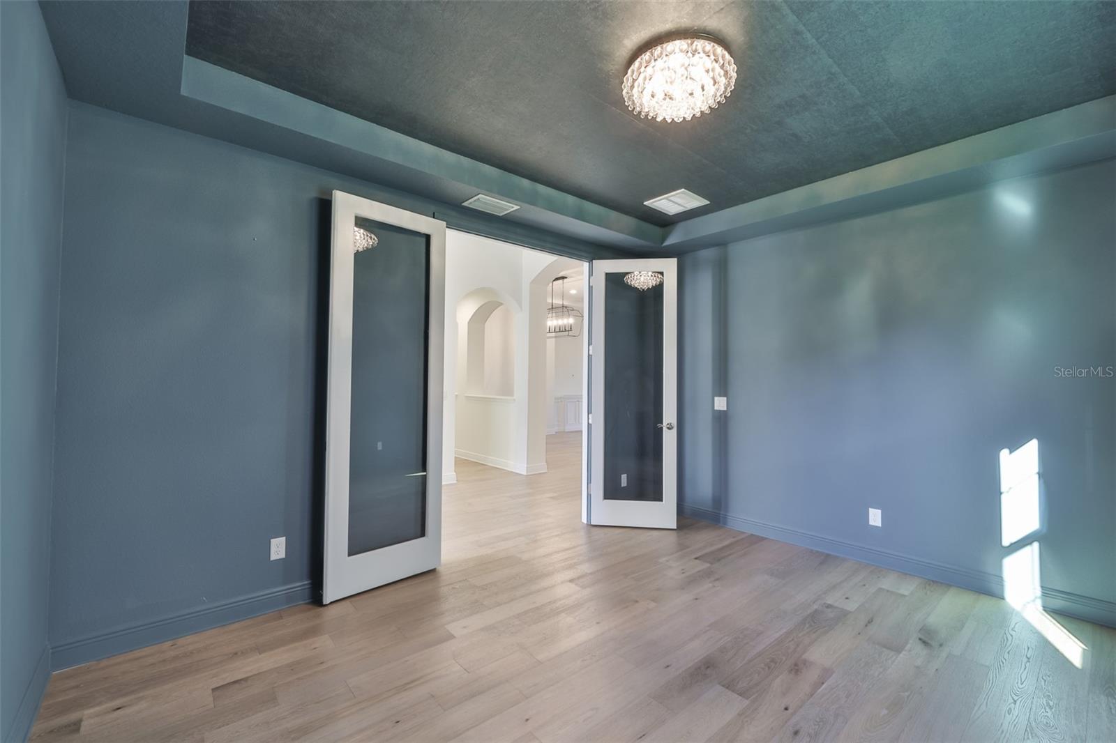 Image 12 of 45 For 11653 Tallfield Lane