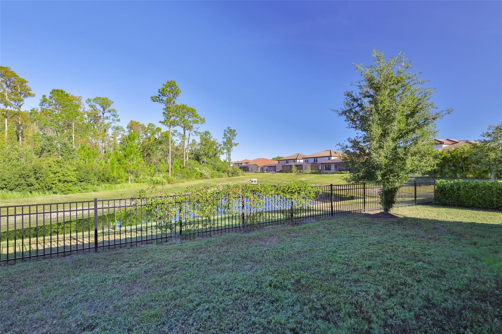 Image 36 of 45 For 11653 Tallfield Lane