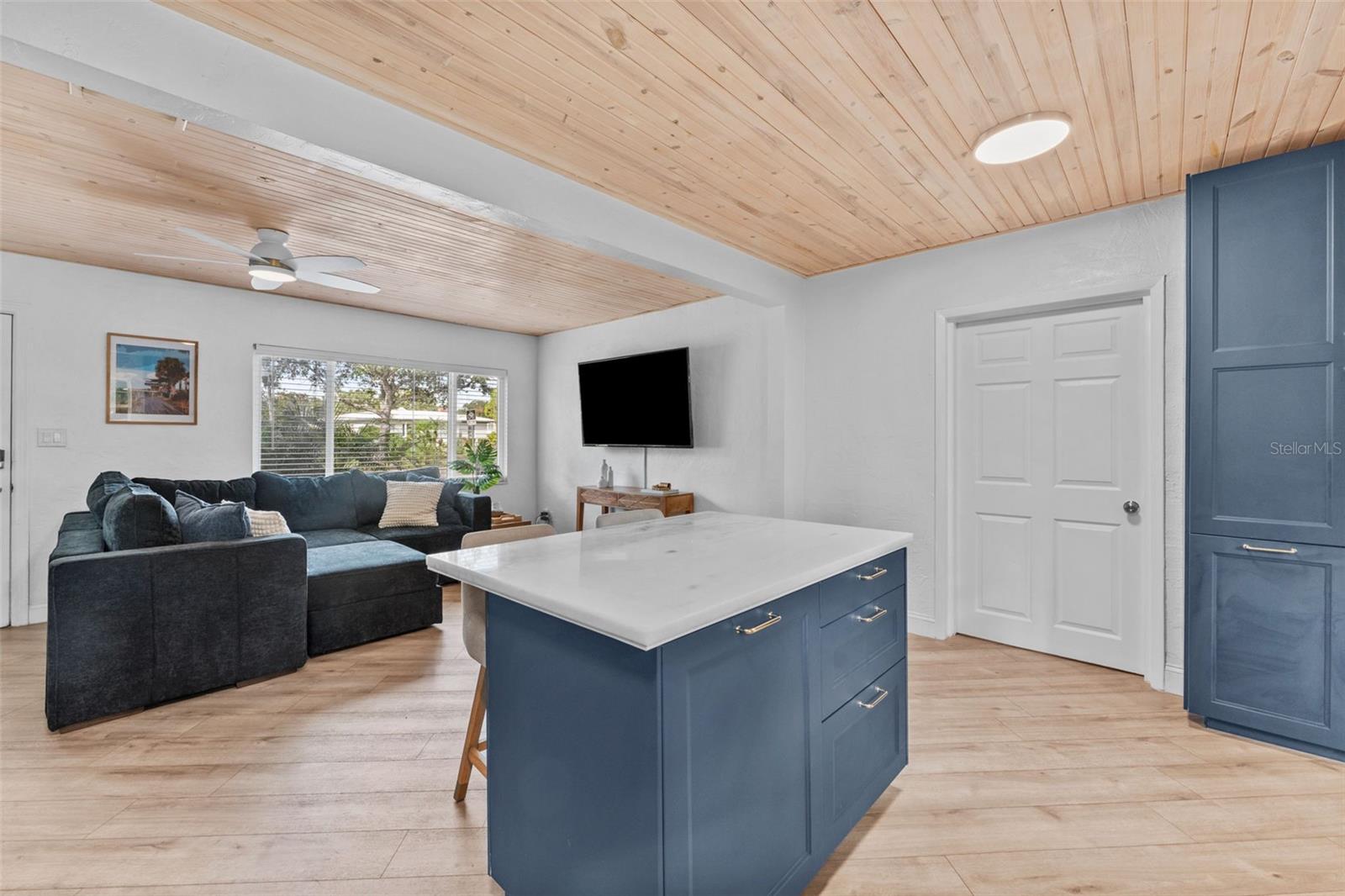 Image 11 of 34 For 2534 22nd Street S