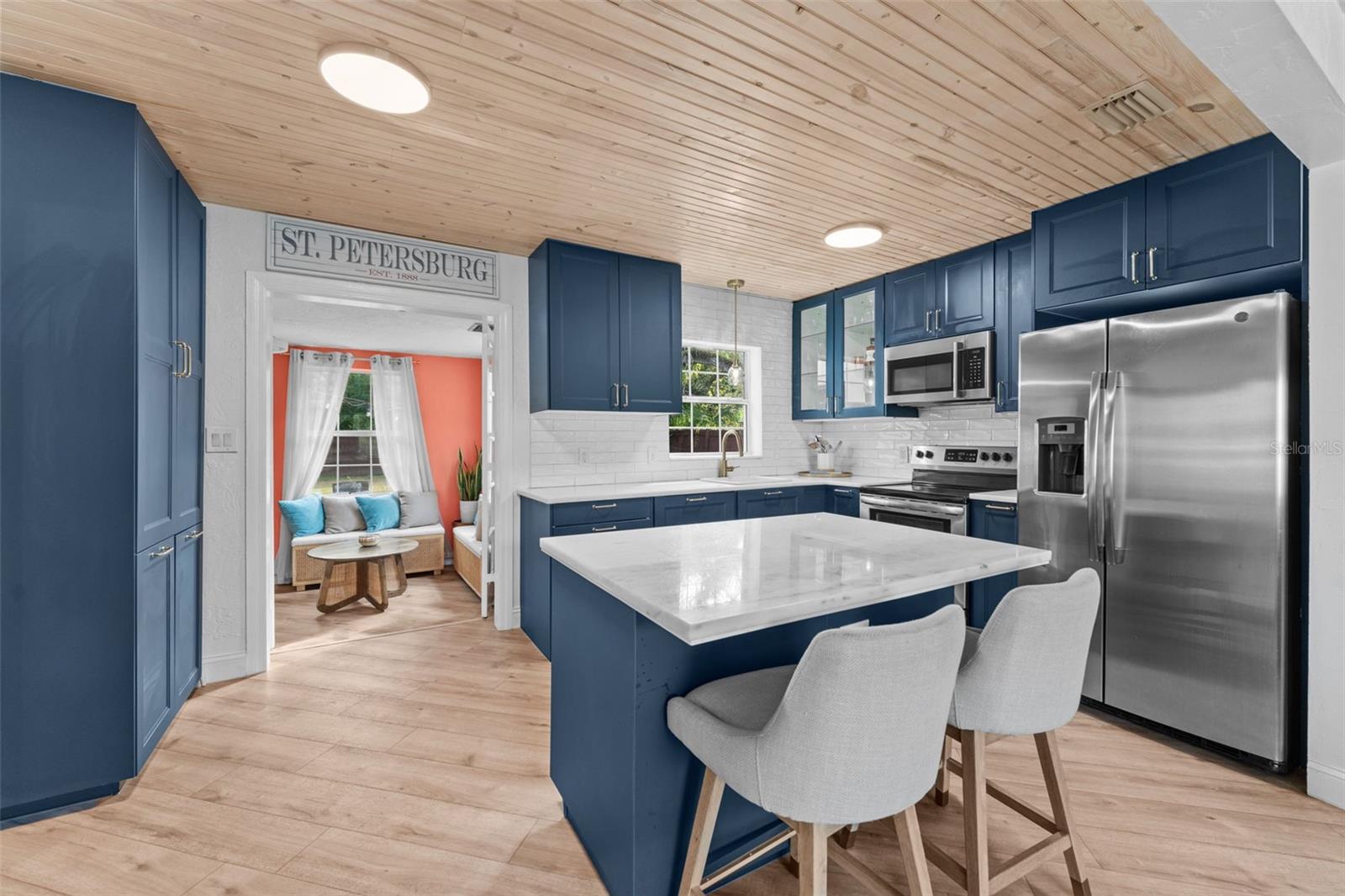 Image 9 of 34 For 2534 22nd Street S