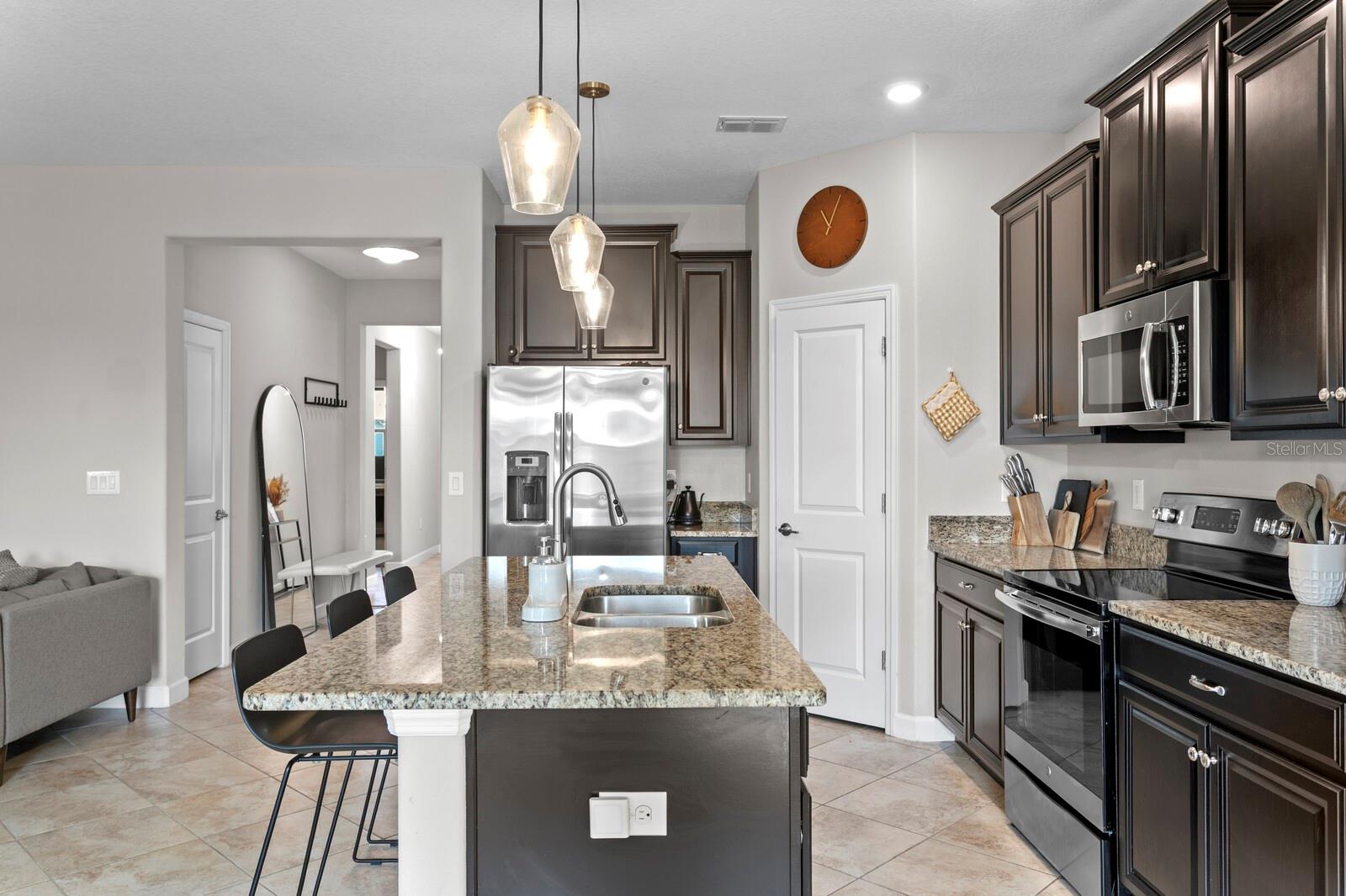 Listing photo id 13 for 11437 Chilly Water Court