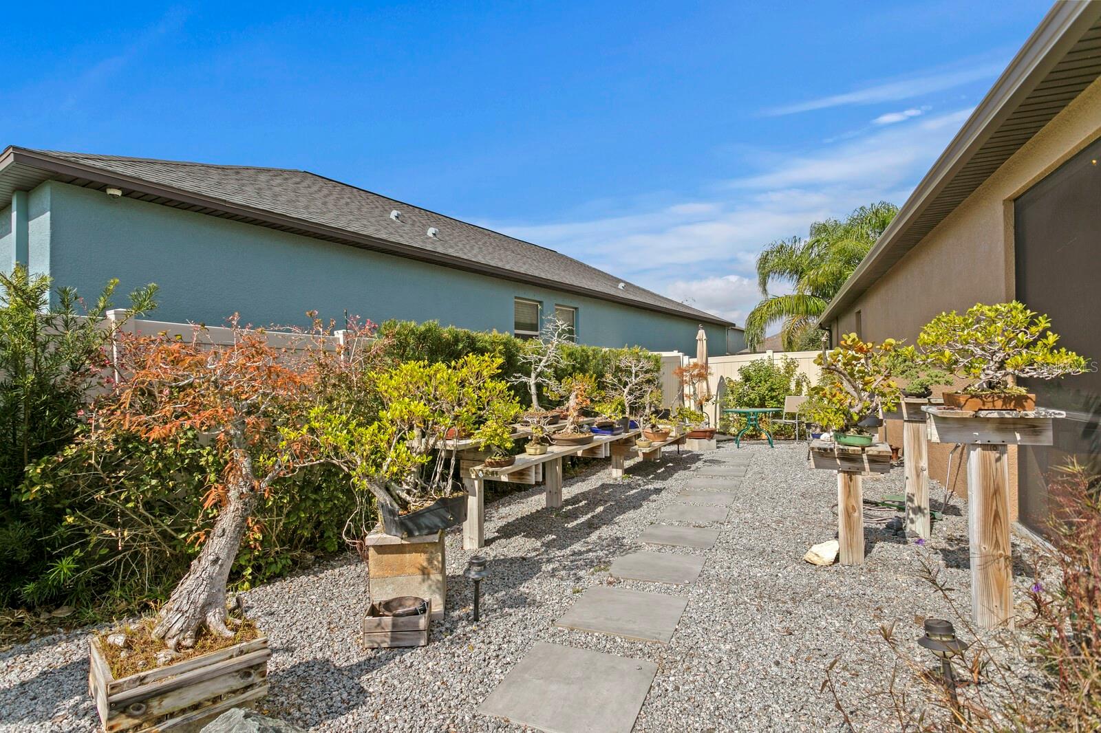 Listing photo id 40 for 11437 Chilly Water Court