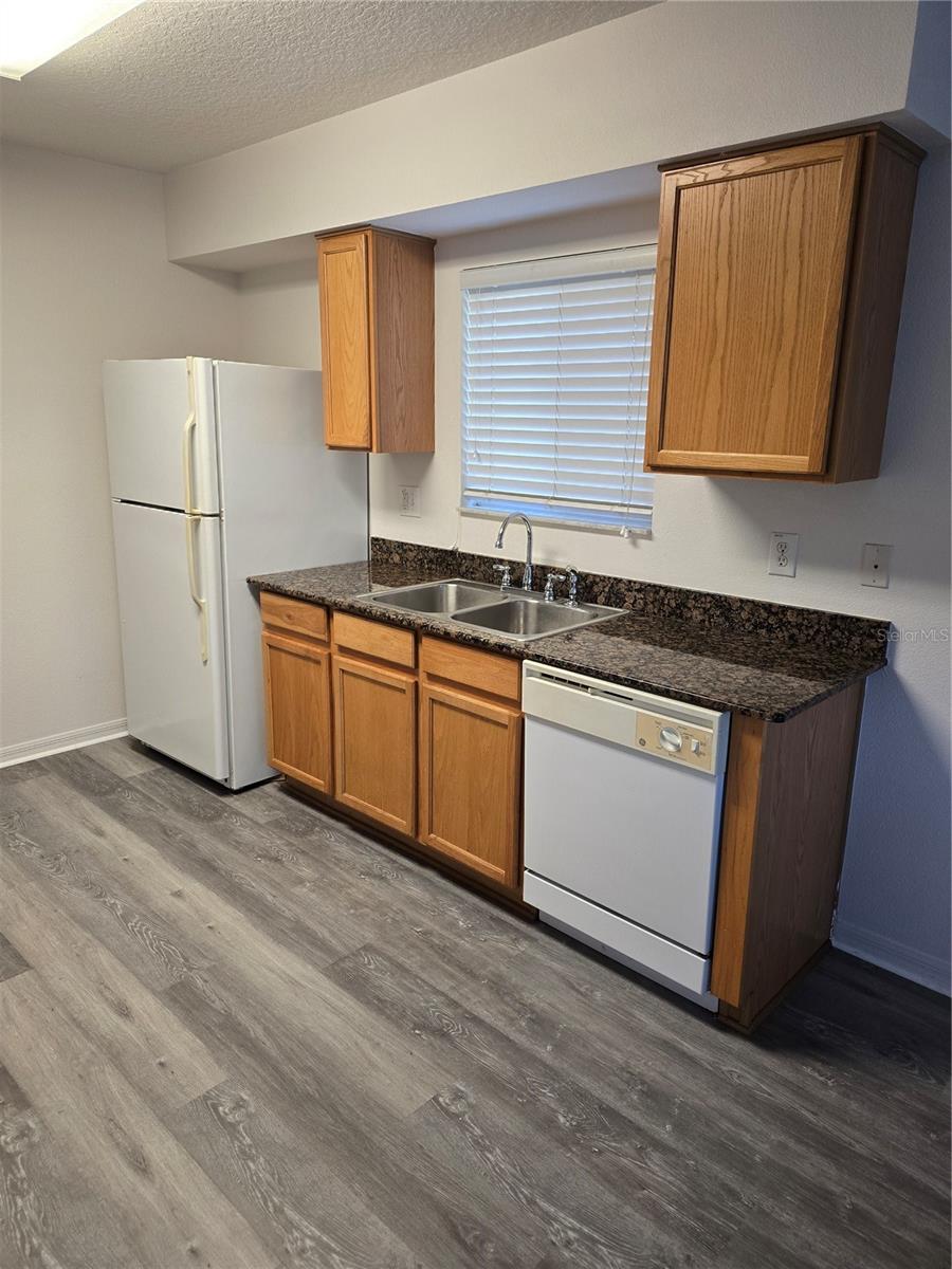 Image 4 of 10 For 13126 Fennway Ridge Drive