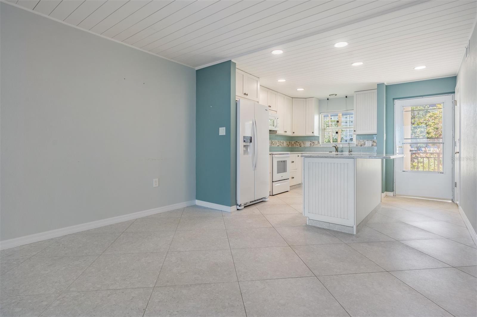 Image 6 of 60 For 9 Haig Place 104