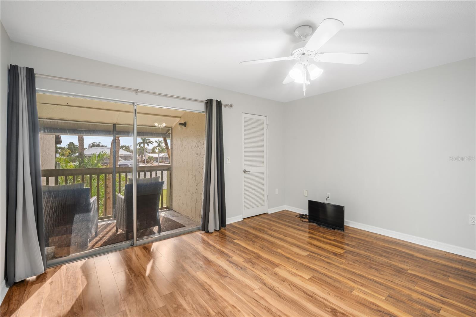 Image 14 of 27 For 1028 Apollo Beach Boulevard 17