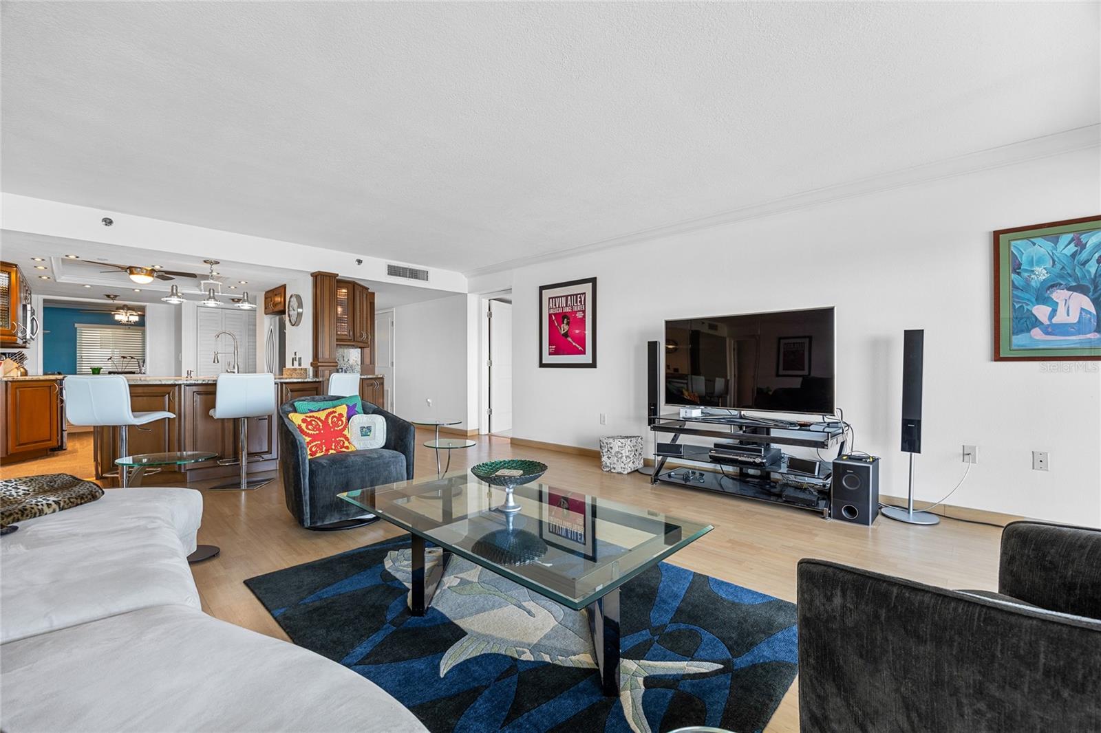 Image 11 of 44 For 2 Adalia Avenue 807