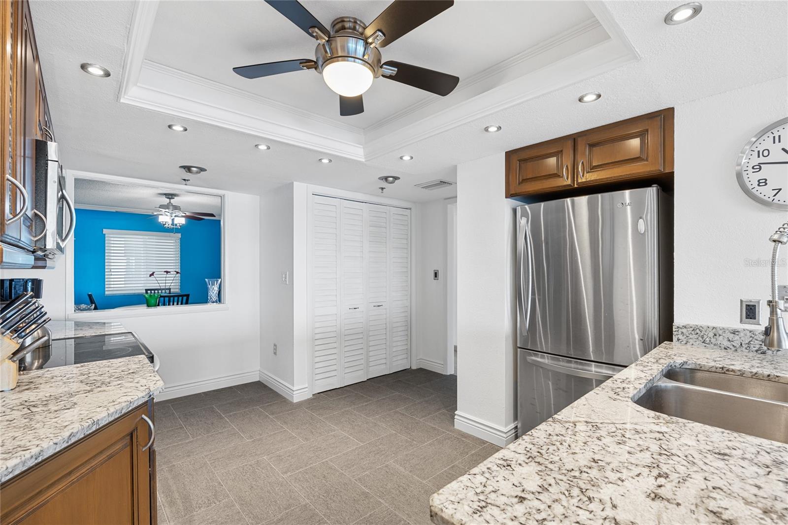 Image 13 of 44 For 2 Adalia Avenue 807